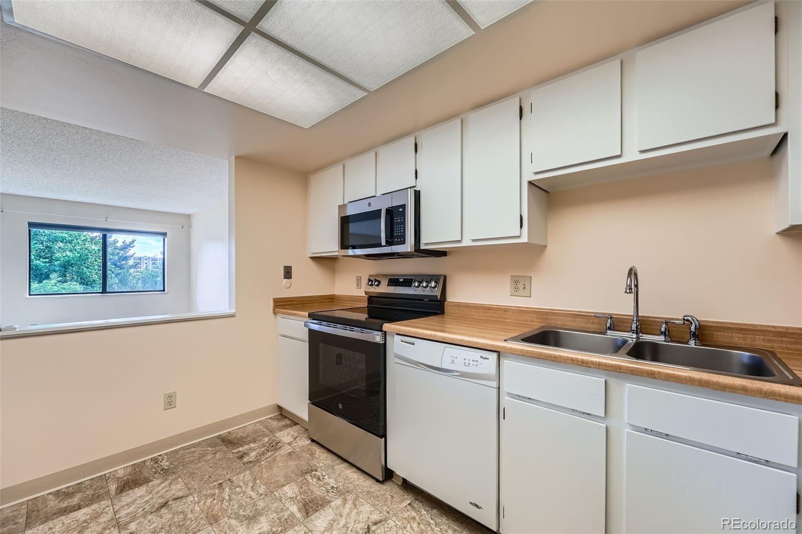 MLS Image #6 for 14001 e marina drive,aurora, Colorado