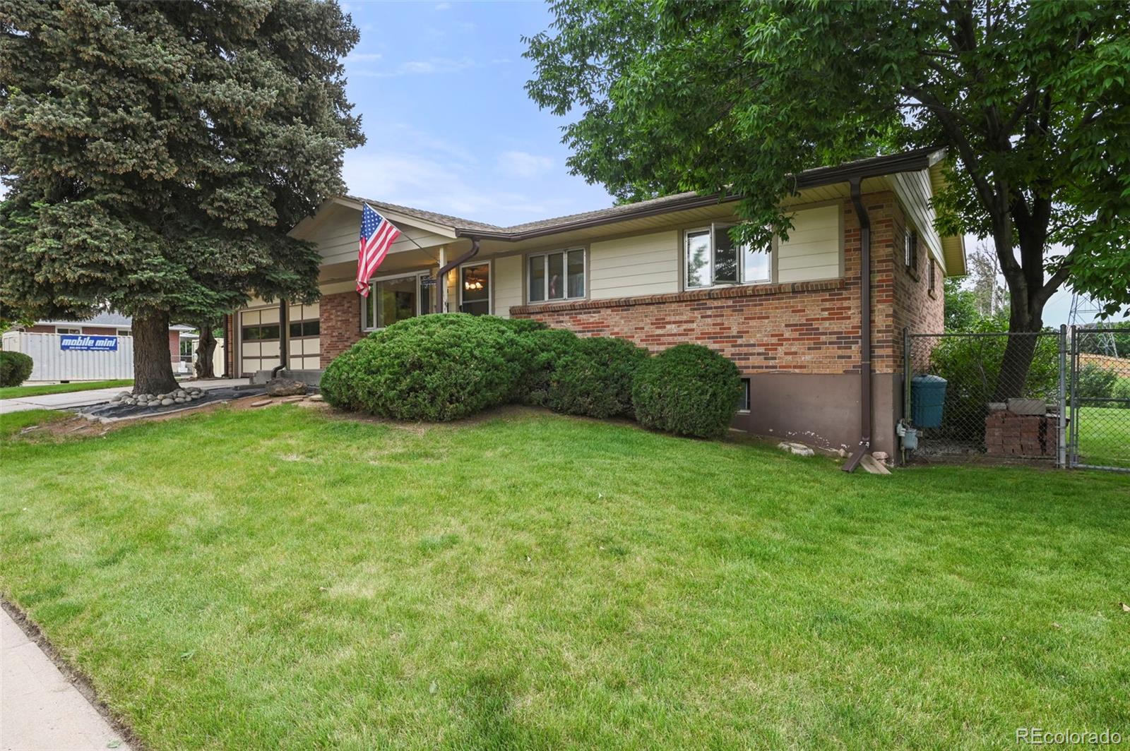 MLS Image #2 for 8198 e lehigh drive,denver, Colorado