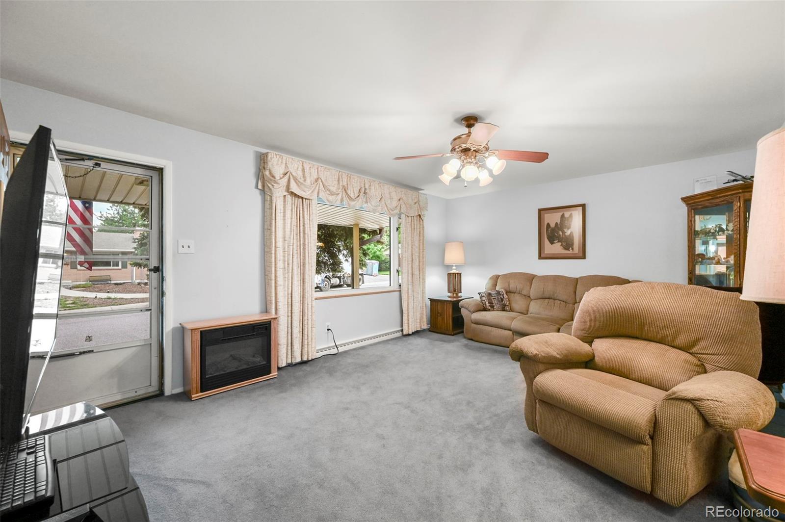MLS Image #5 for 8198 e lehigh drive,denver, Colorado