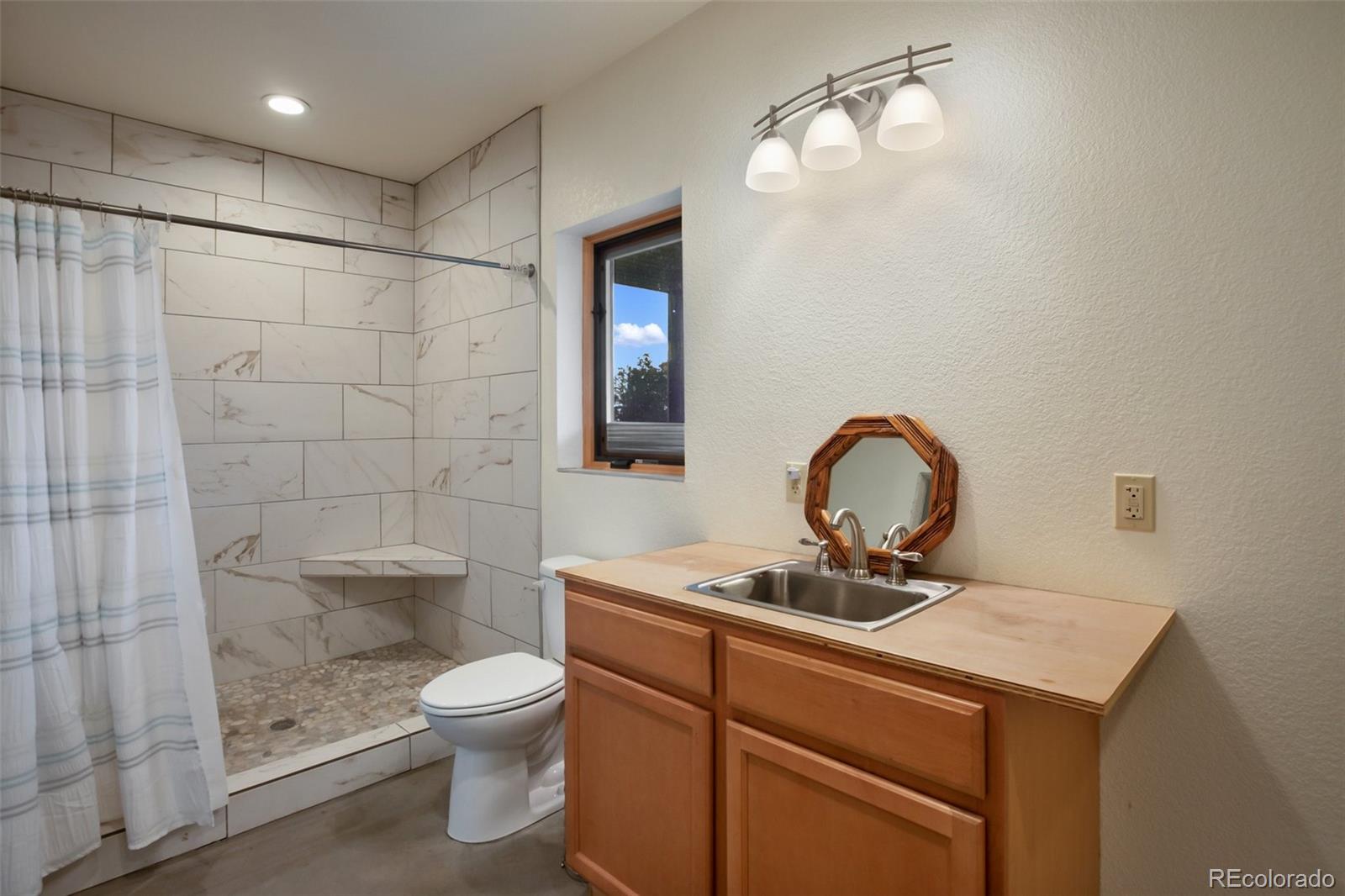 MLS Image #12 for 14495  holmes road,colorado springs, Colorado