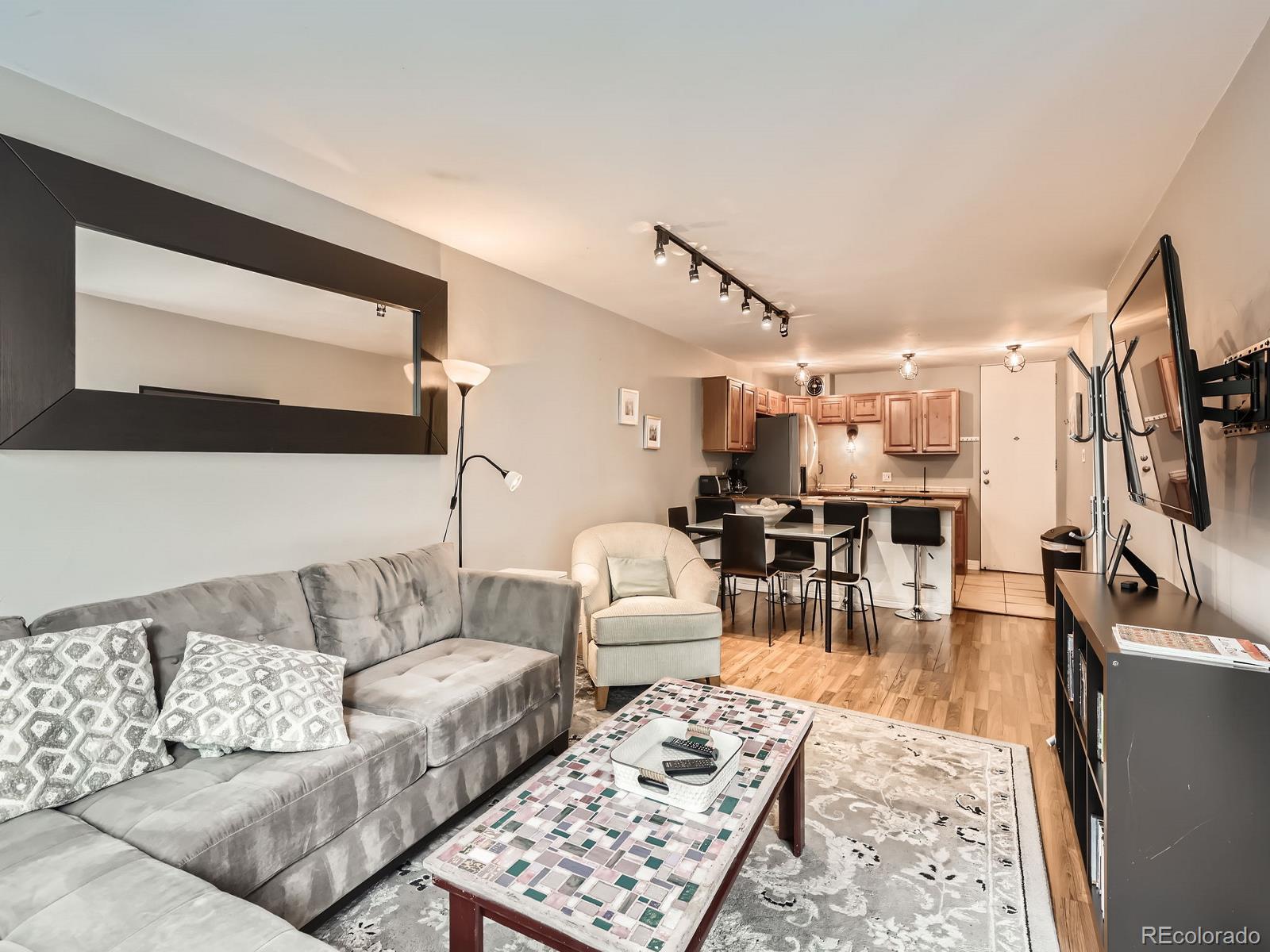 MLS Image #5 for 1050 n corona street 105,denver, Colorado