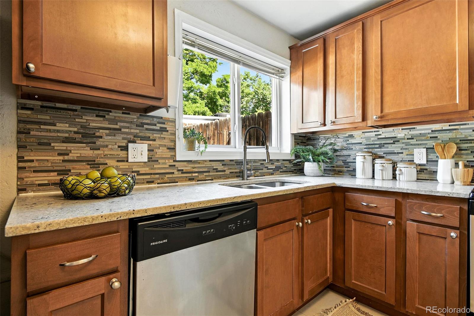 MLS Image #16 for 5245 w 28th avenue,wheat ridge, Colorado
