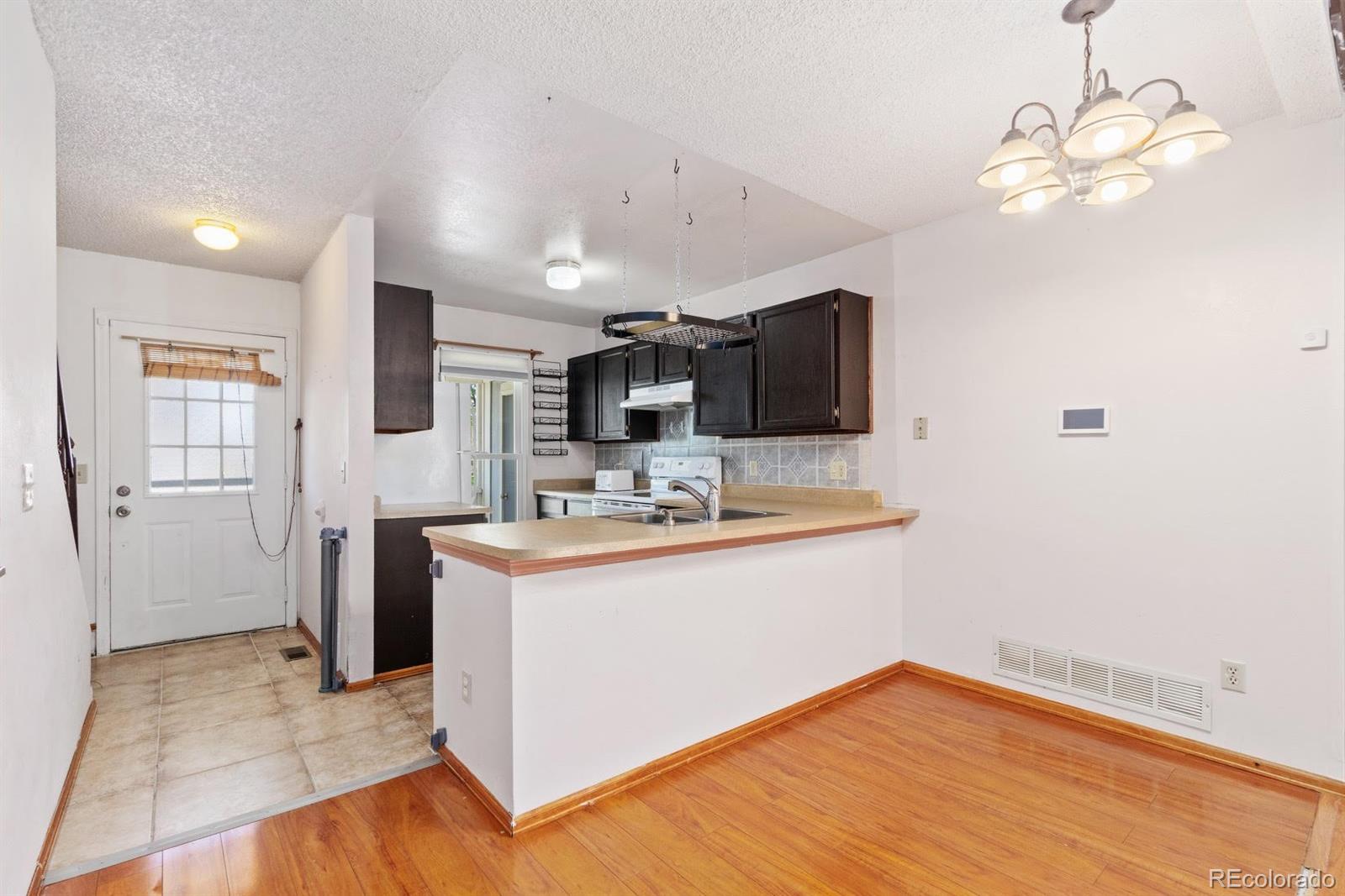 MLS Image #3 for 9844  fairwood street,littleton, Colorado