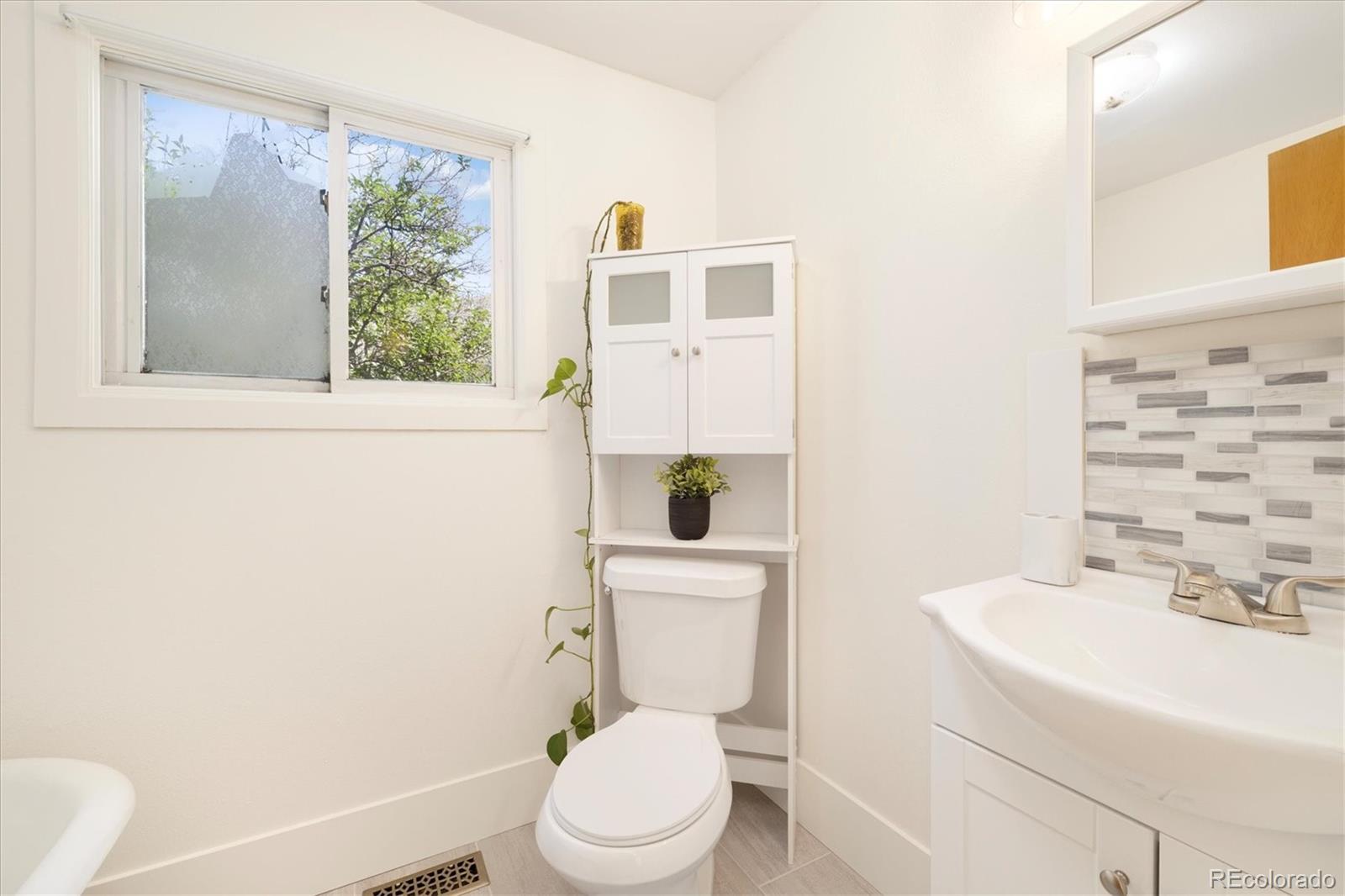 MLS Image #14 for 1760 w 74th way,denver, Colorado