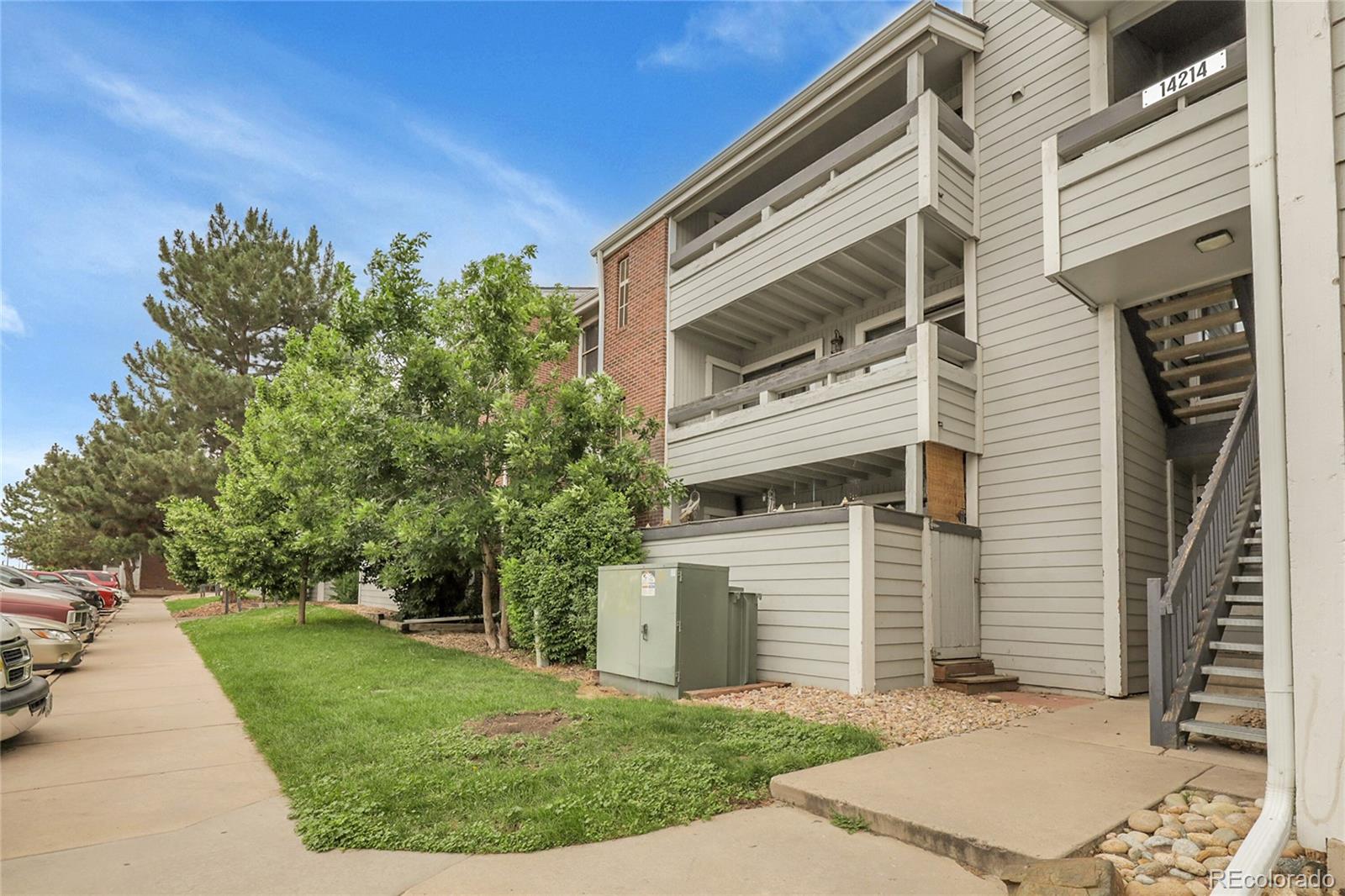 MLS Image #2 for 14214 e 1st drive,aurora, Colorado