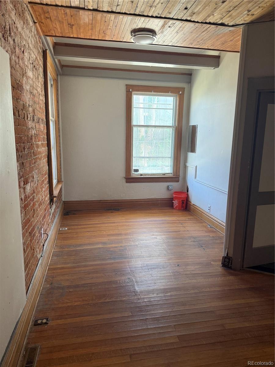 MLS Image #10 for 1901 n emerson street,denver, Colorado