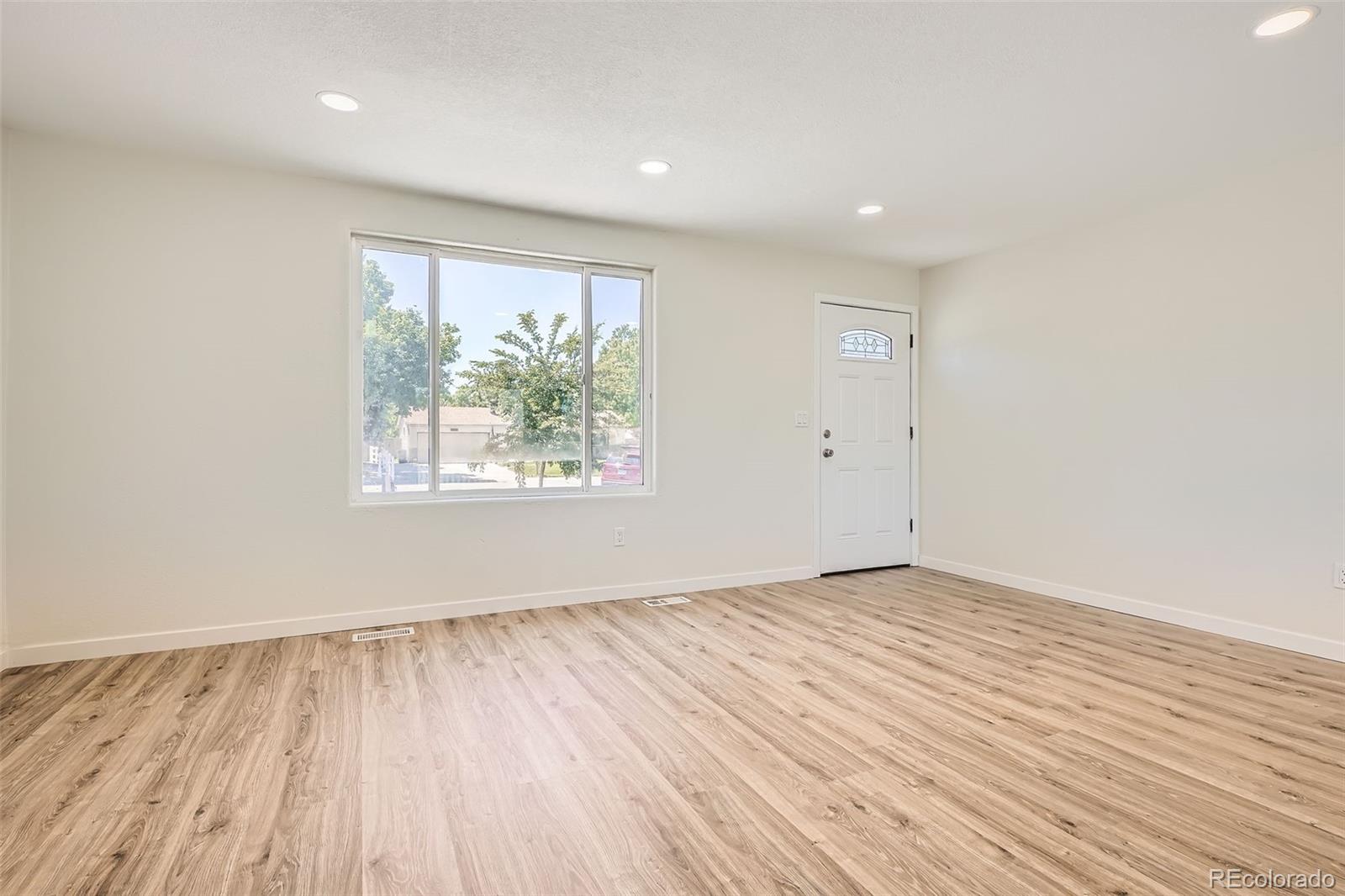 MLS Image #4 for 16273 e brown place,aurora, Colorado
