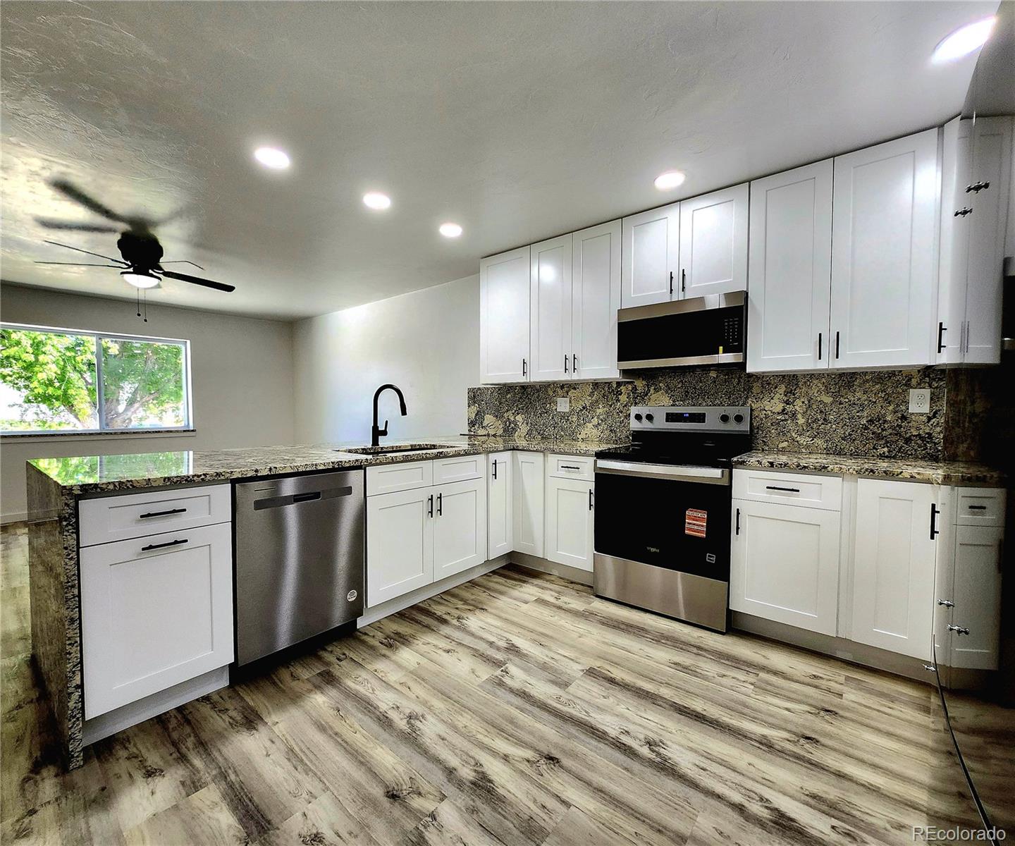 MLS Image #4 for 16800 e bails place,aurora, Colorado