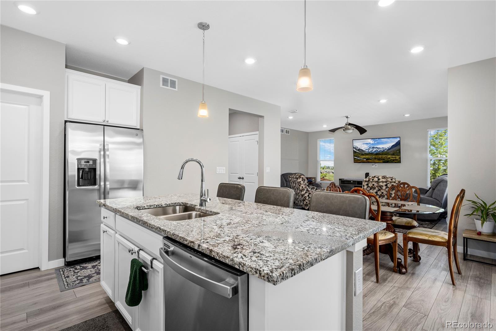 MLS Image #8 for 918  honey berry court,elizabeth, Colorado