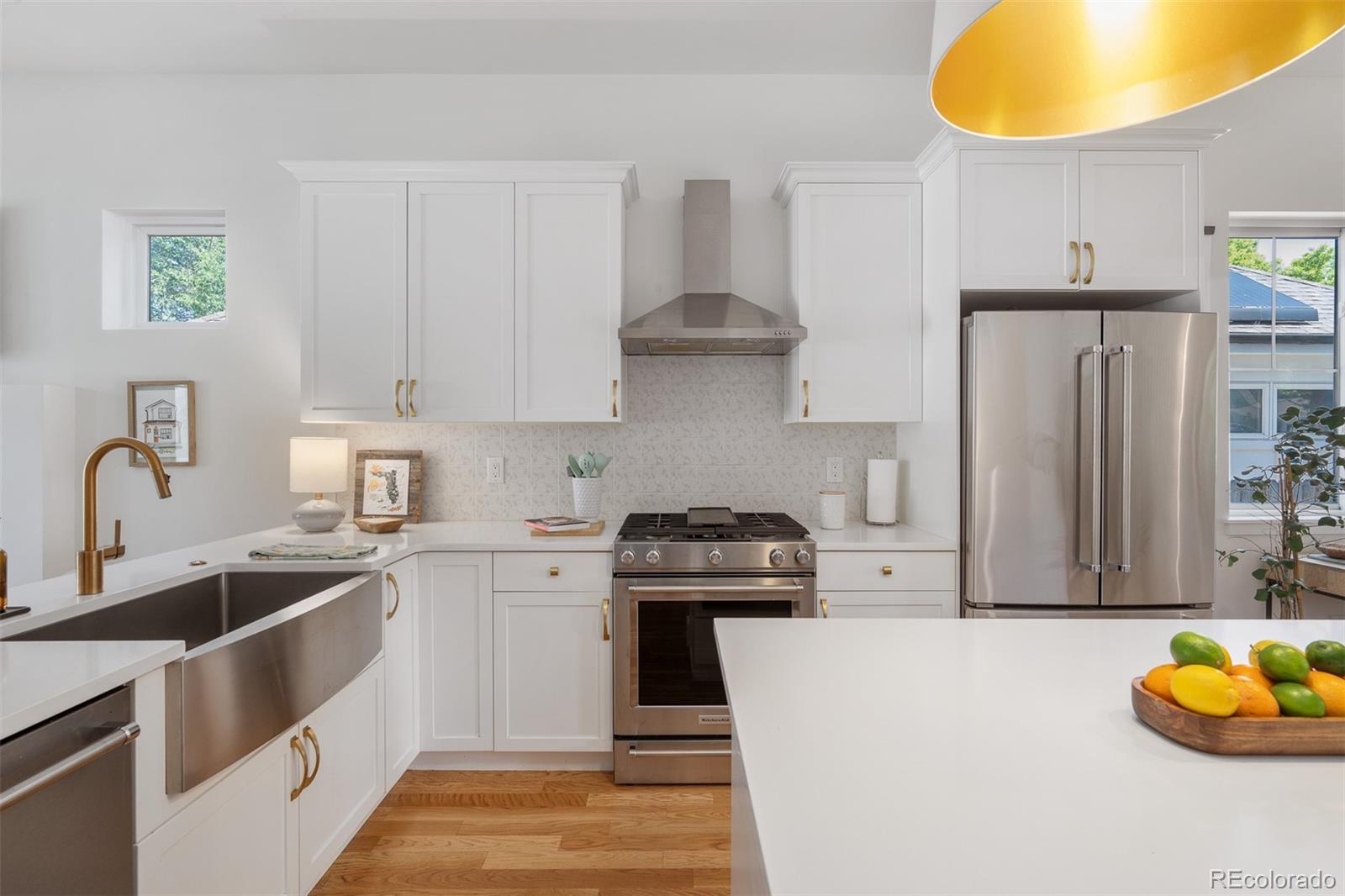 MLS Image #10 for 2571 s cherokee street,denver, Colorado