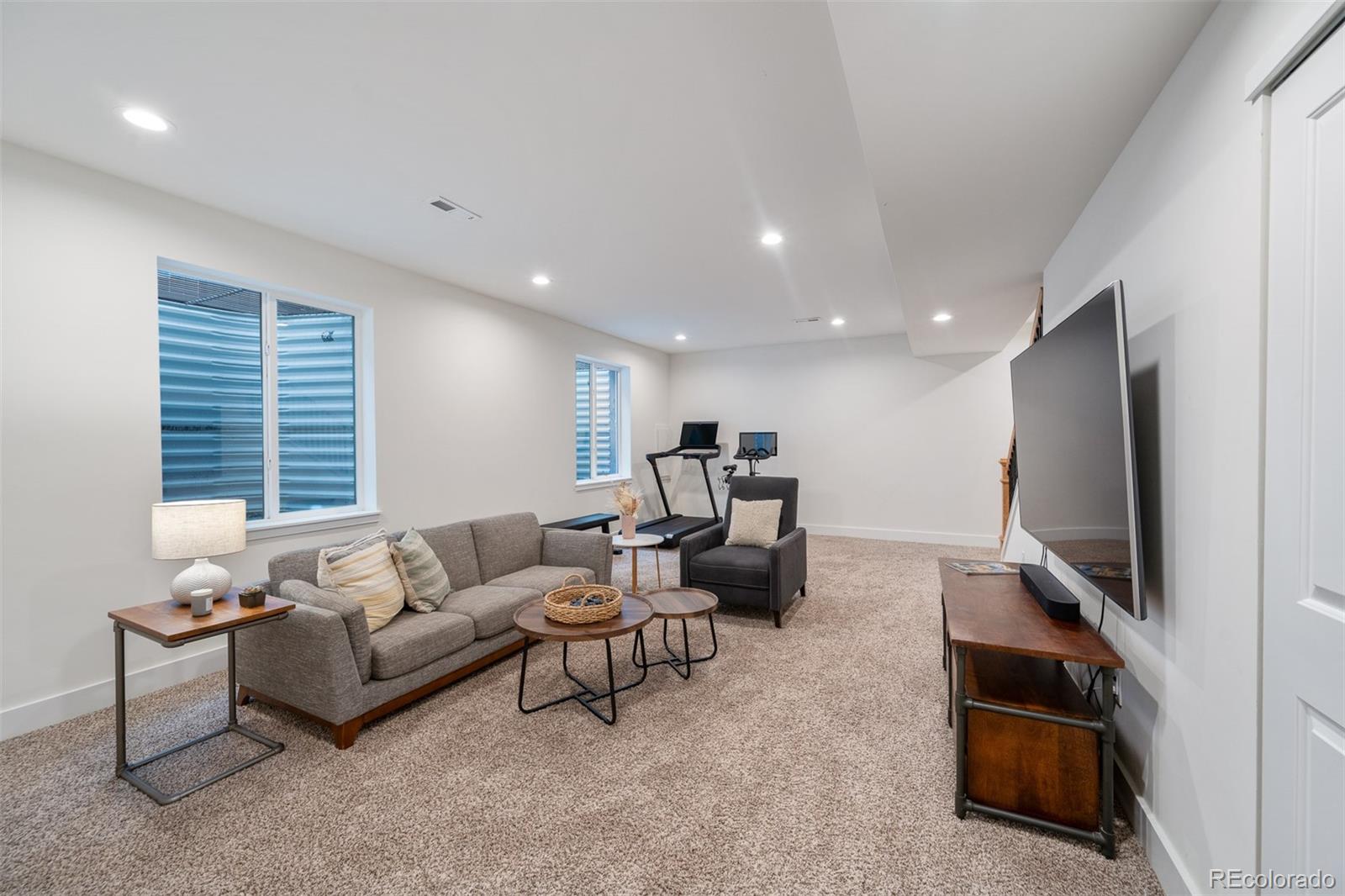 MLS Image #25 for 2571 s cherokee street,denver, Colorado