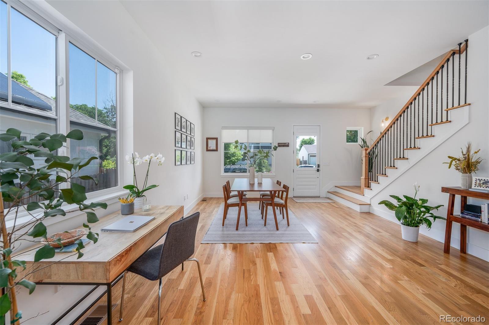 MLS Image #8 for 2571 s cherokee street,denver, Colorado