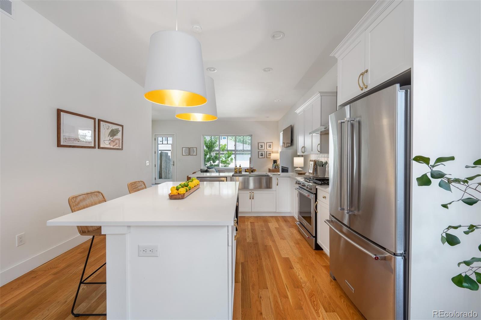 MLS Image #9 for 2571 s cherokee street,denver, Colorado