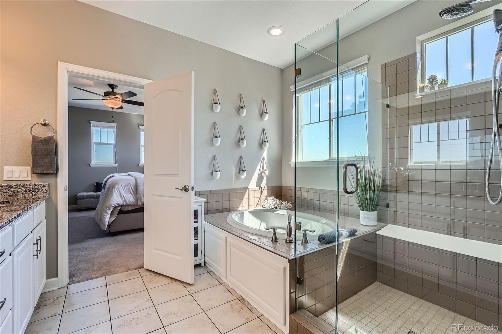MLS Image #15 for 5923 s jamestown court,aurora, Colorado