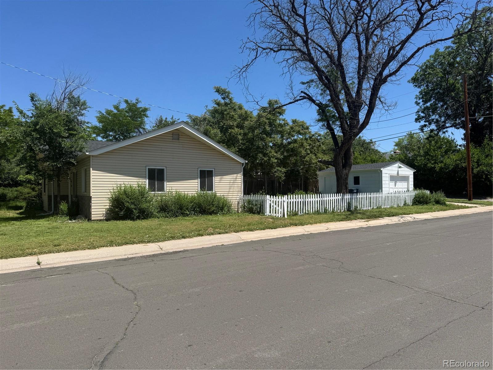 MLS Image #11 for 1200  beeler ,aurora, Colorado