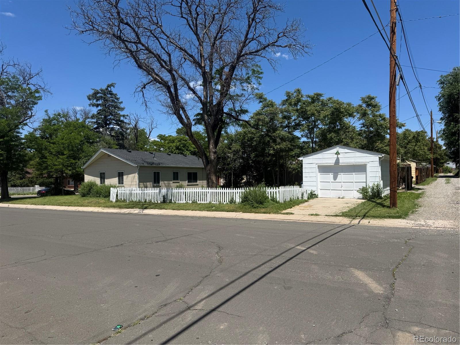 MLS Image #12 for 1200  beeler ,aurora, Colorado