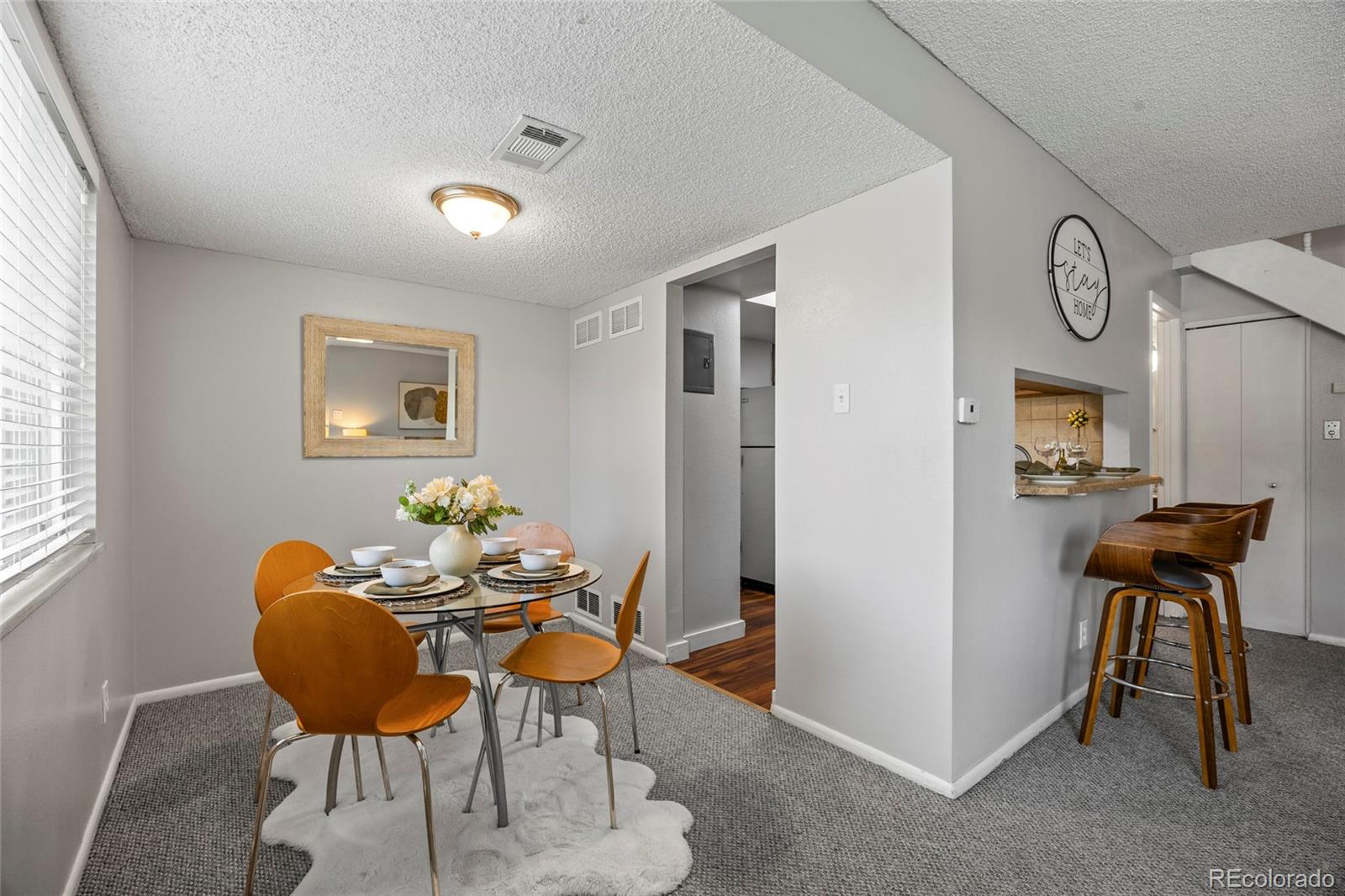 MLS Image #11 for 1250 s monaco parkway,denver, Colorado