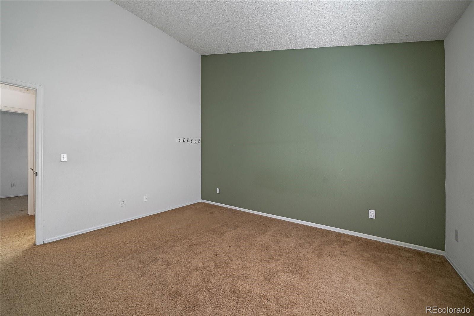MLS Image #11 for 19688 e lasalle drive,aurora, Colorado