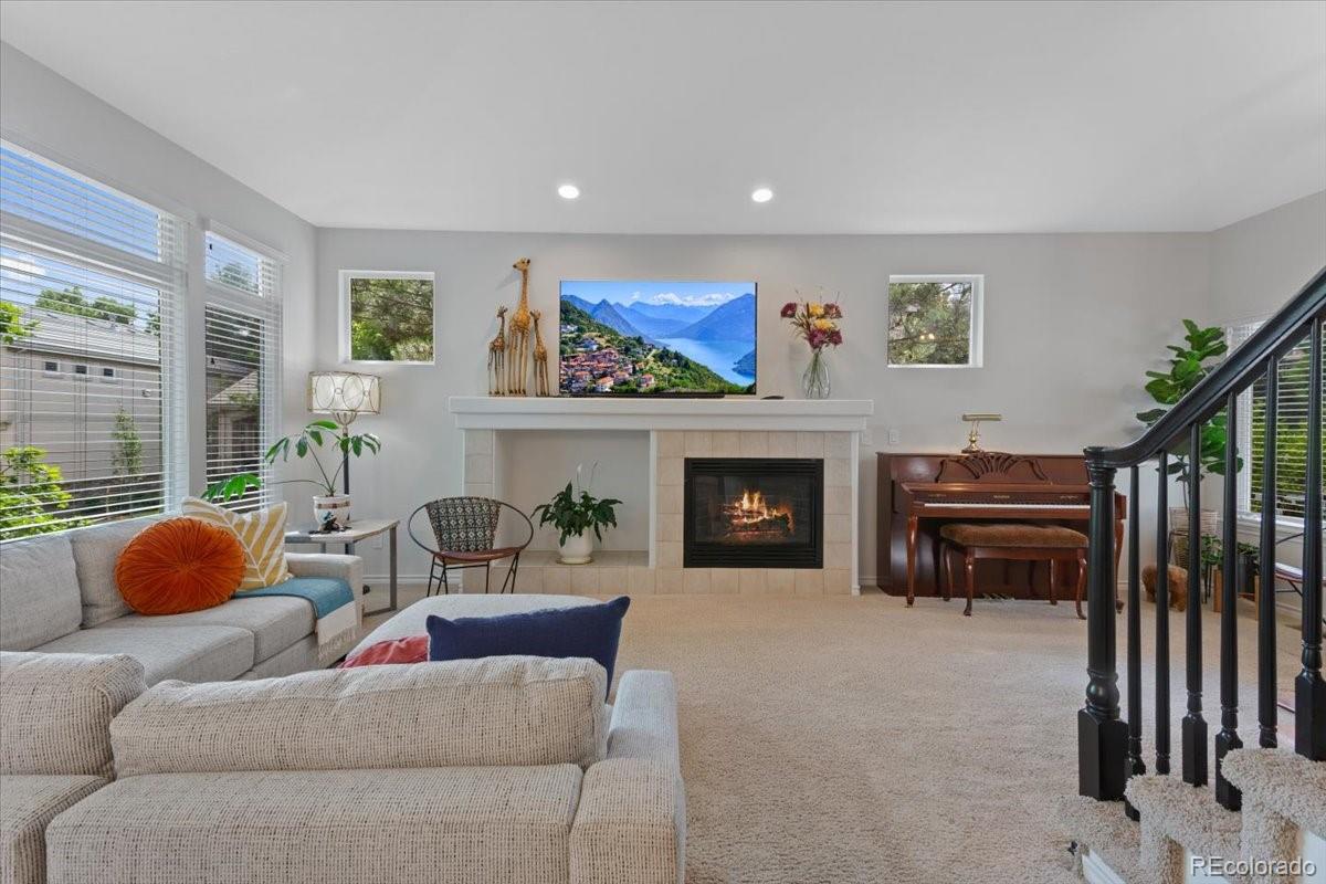 MLS Image #6 for 12054 e lake circle,greenwood village, Colorado