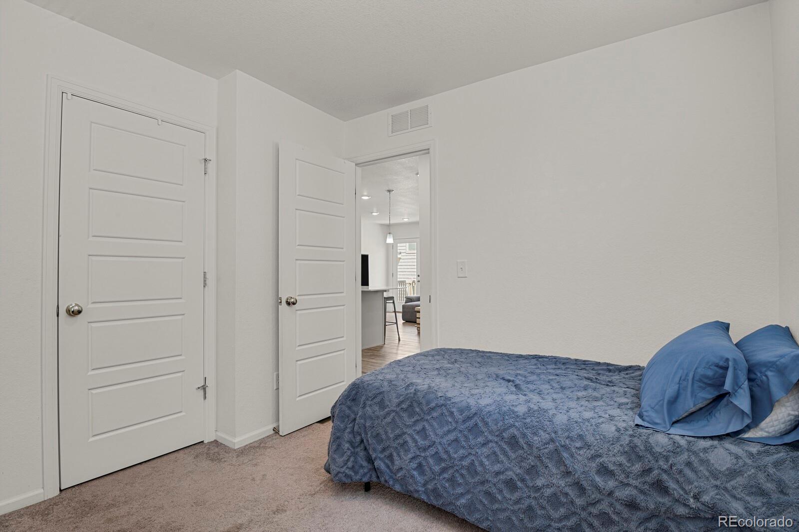 MLS Image #12 for 18233 e 51st avenue,denver, Colorado