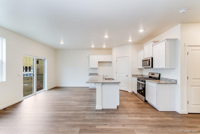 MLS Image #11 for 6322  globeflower street,wellington, Colorado