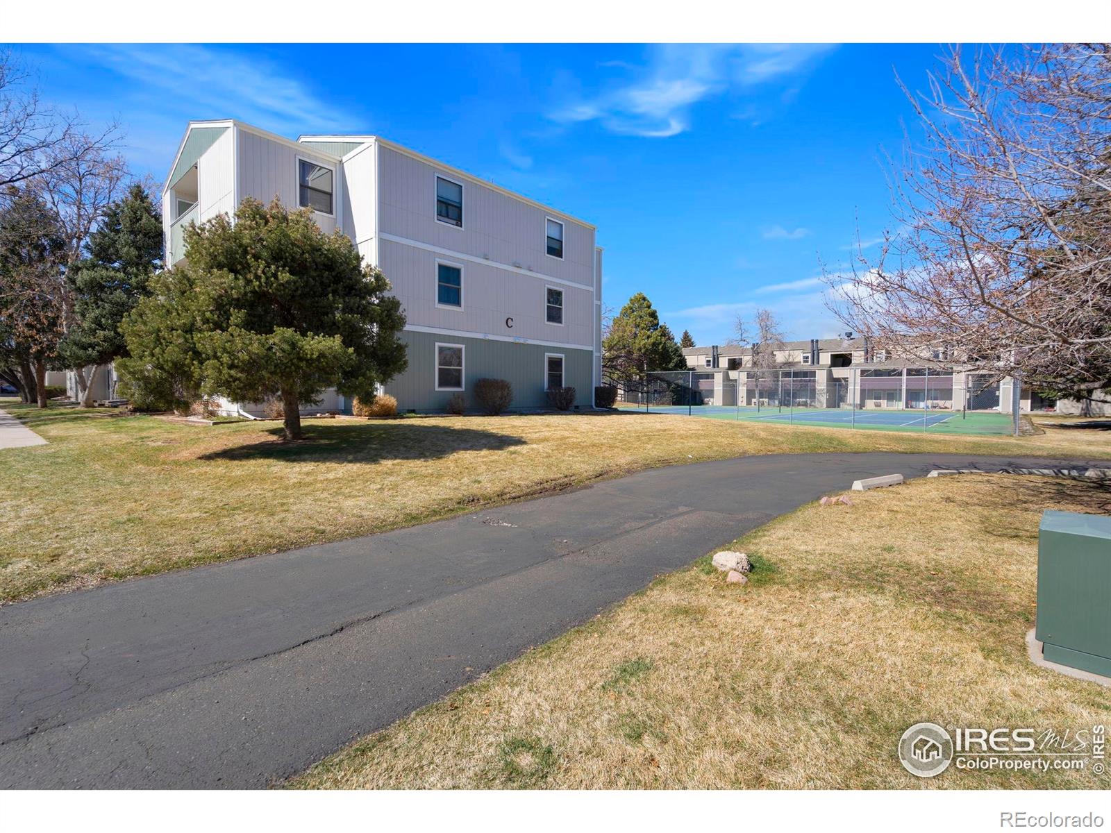 MLS Image #6 for 512 e monroe drive,fort collins, Colorado