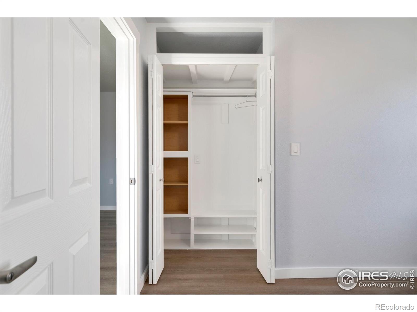 MLS Image #8 for 512 e monroe drive,fort collins, Colorado