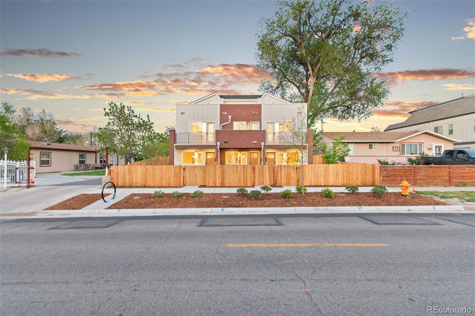MLS Image #1 for 1046 n knox court,denver, Colorado