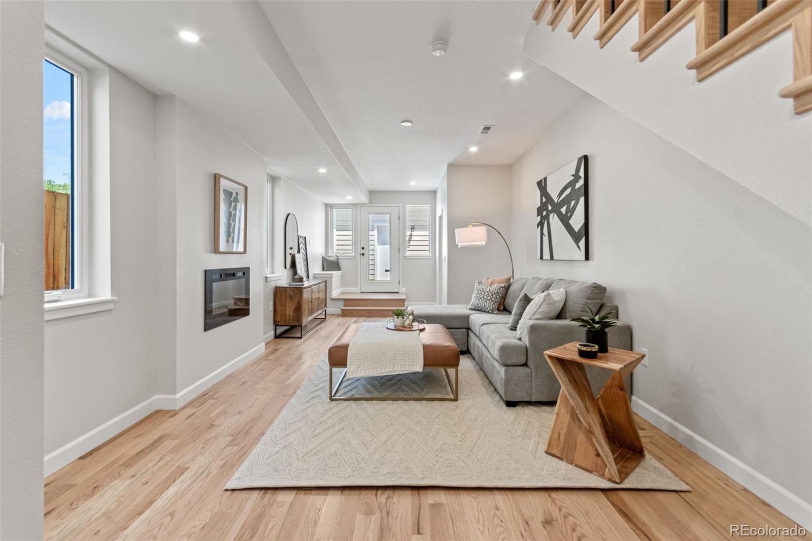 MLS Image #18 for 1046 n knox court,denver, Colorado