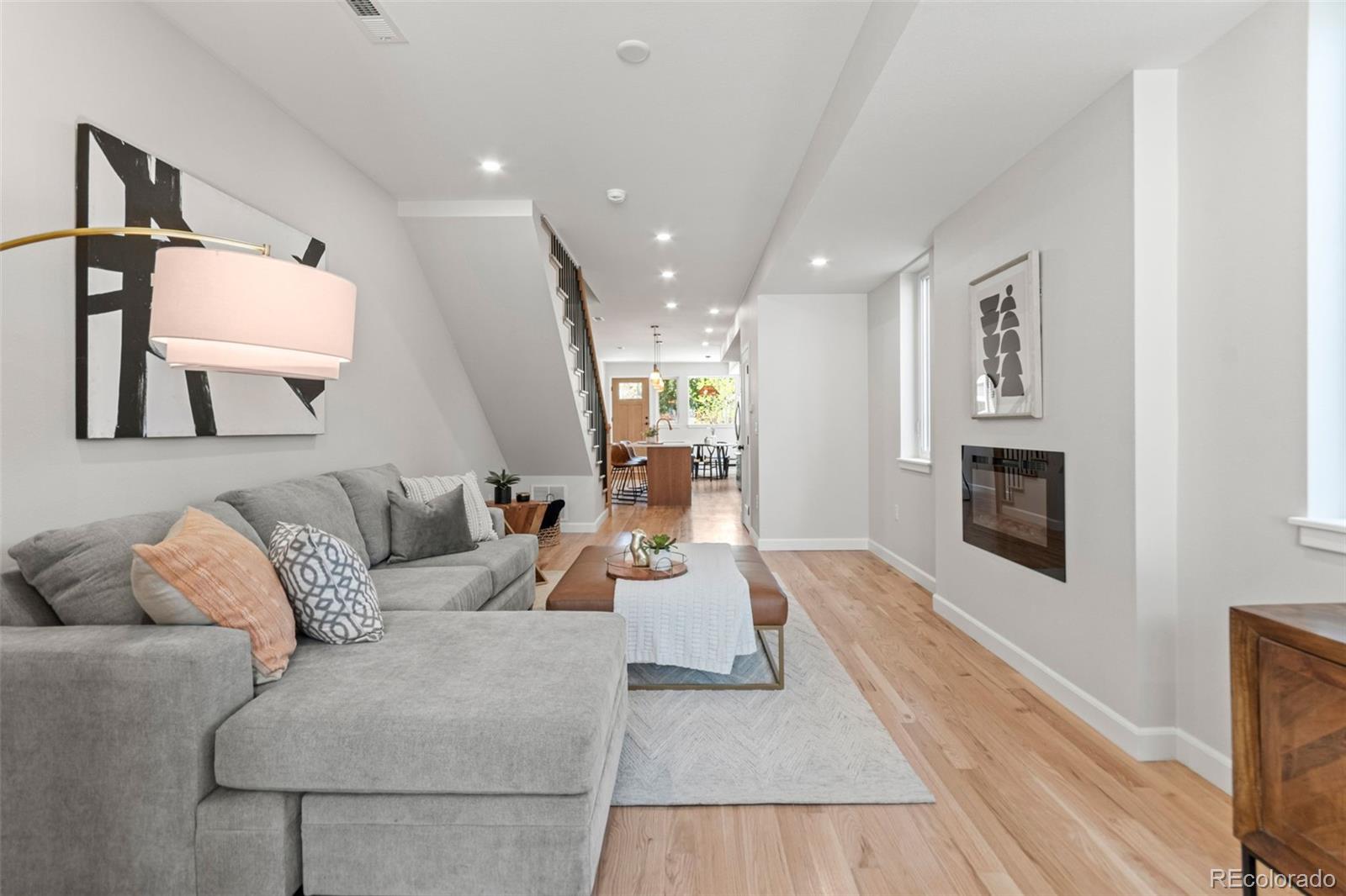 MLS Image #21 for 1046 n knox court,denver, Colorado