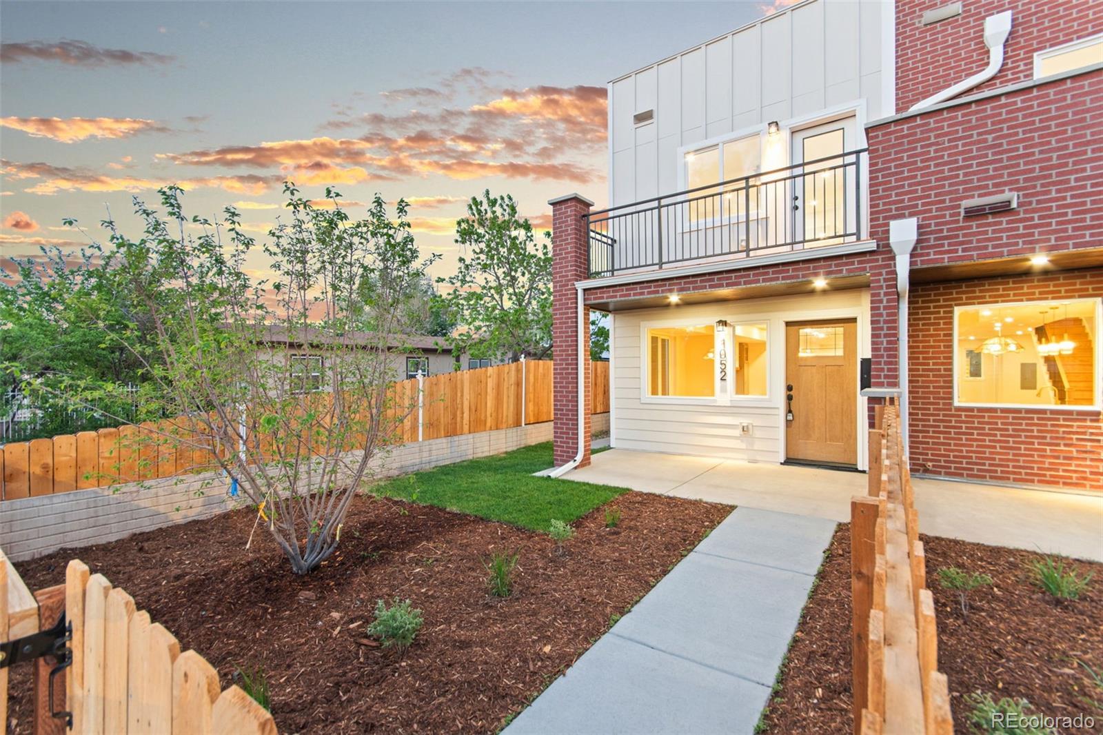 MLS Image #3 for 1046 n knox court,denver, Colorado