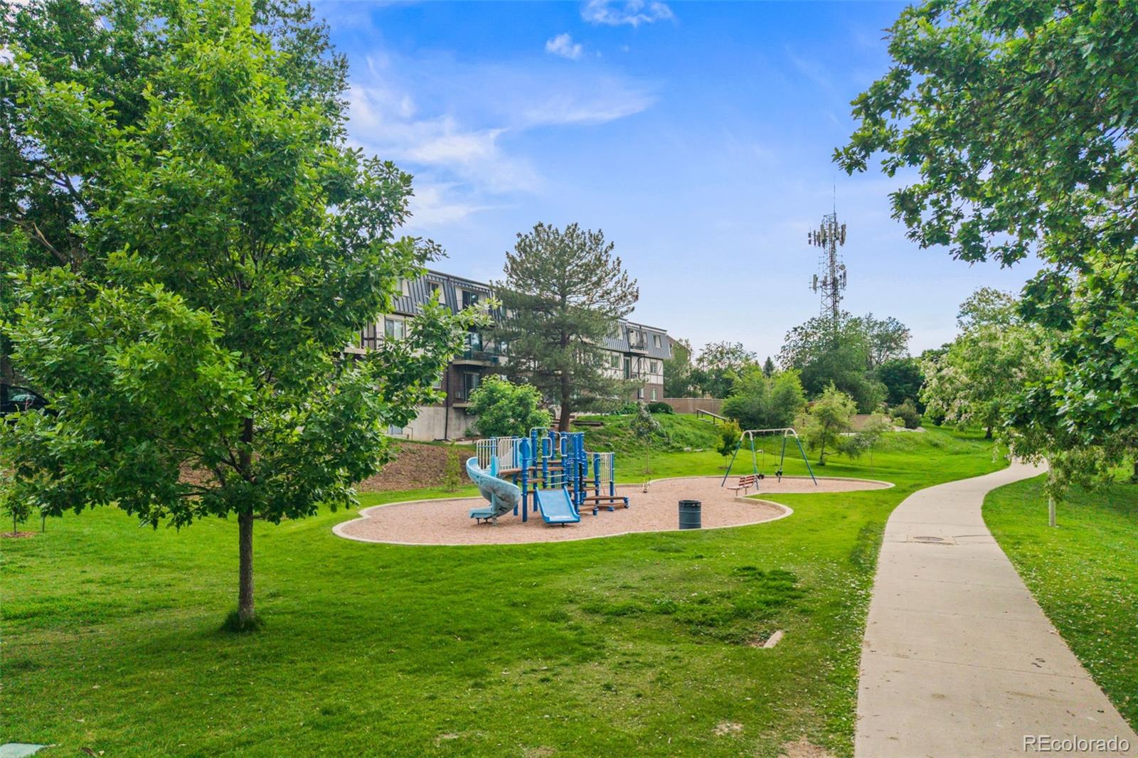 MLS Image #26 for 9316 w utah avenue,lakewood, Colorado
