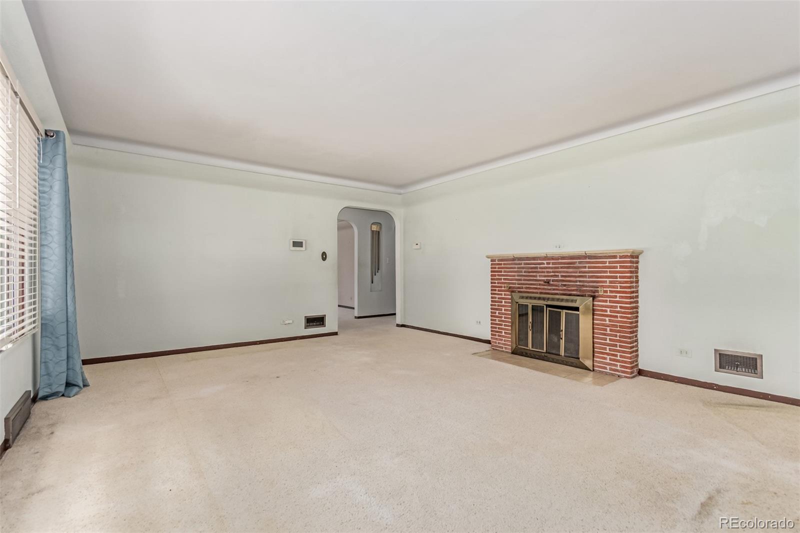 MLS Image #3 for 10841  montview boulevard,aurora, Colorado
