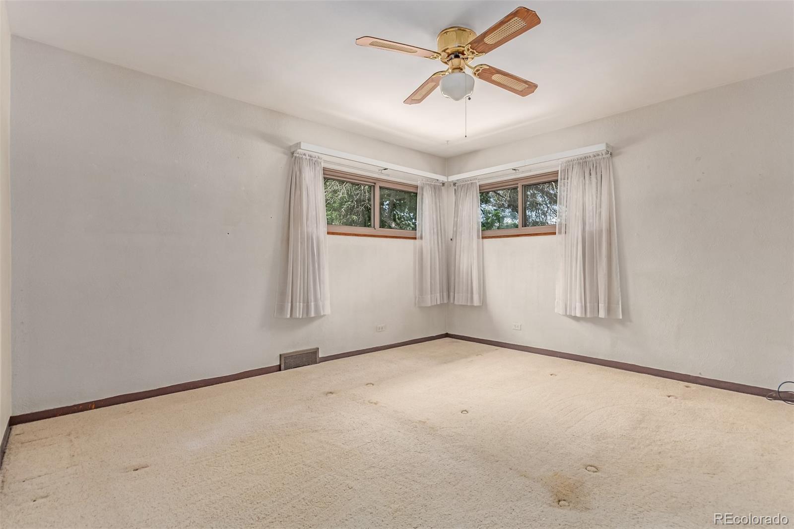 MLS Image #9 for 10841  montview boulevard,aurora, Colorado