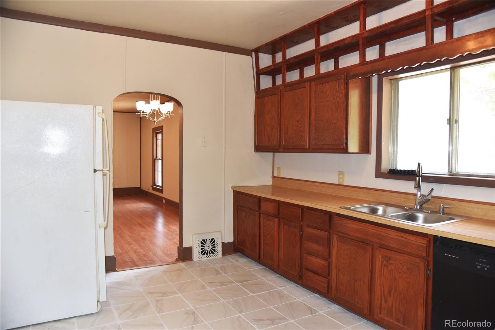 MLS Image #7 for 919  tascosa street,trinidad, Colorado