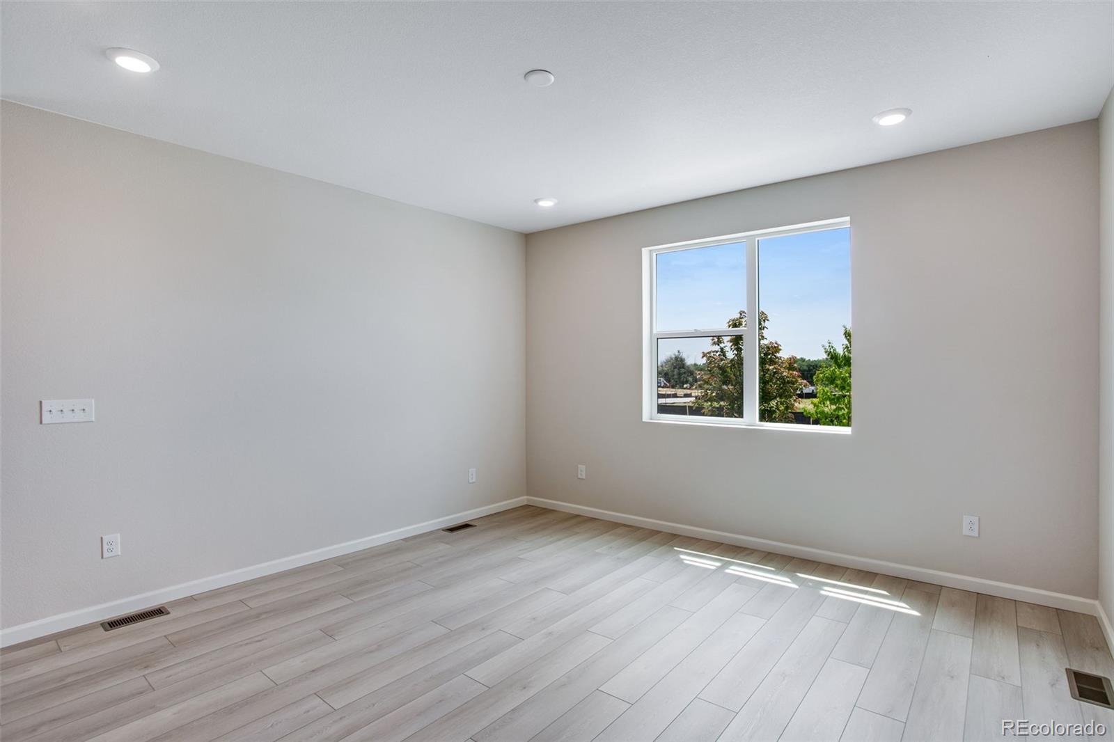 MLS Image #16 for 1418  hudson place,longmont, Colorado
