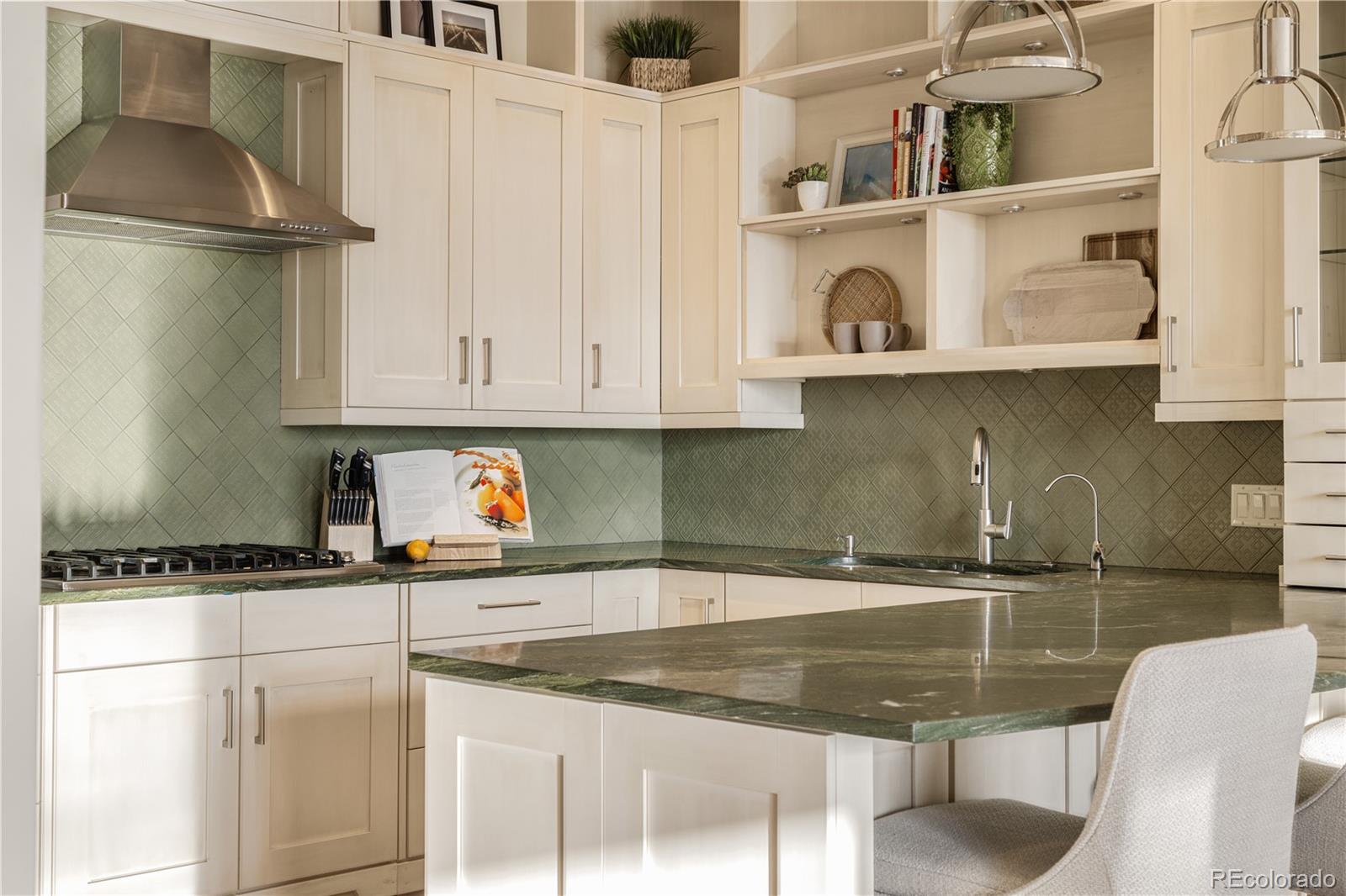MLS Image #11 for 5455  landmark place 1009,greenwood village, Colorado