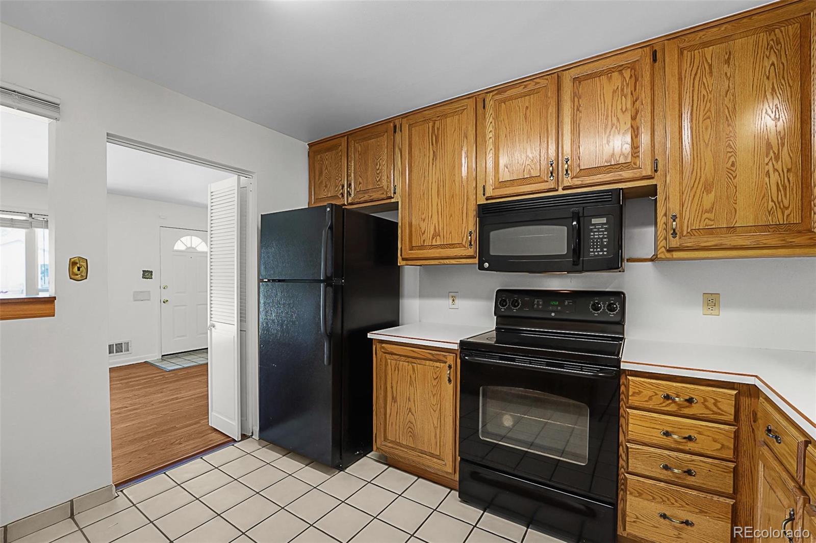 MLS Image #4 for 920  emerson circle,northglenn, Colorado