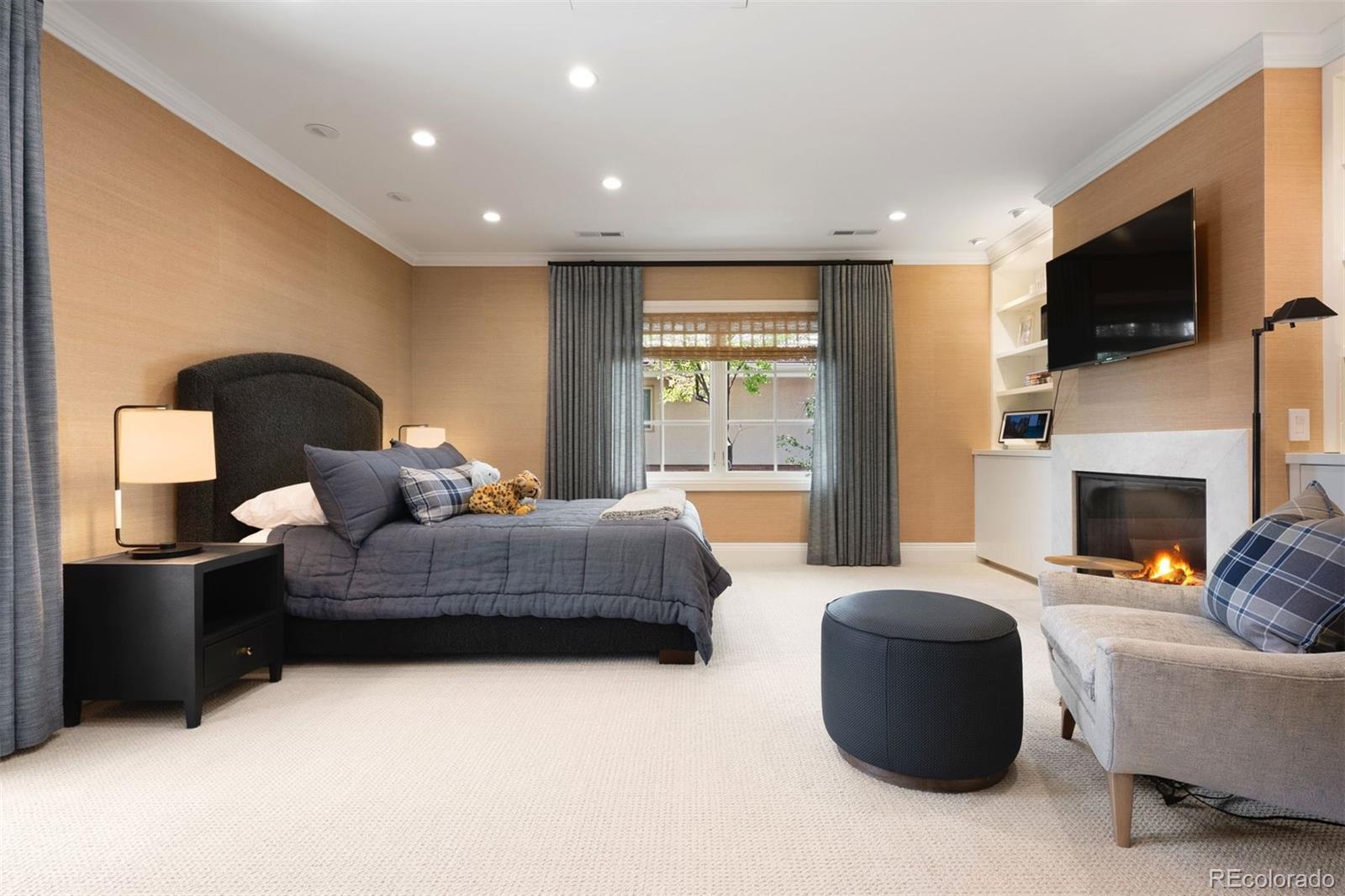 MLS Image #34 for 450  steele street,denver, Colorado