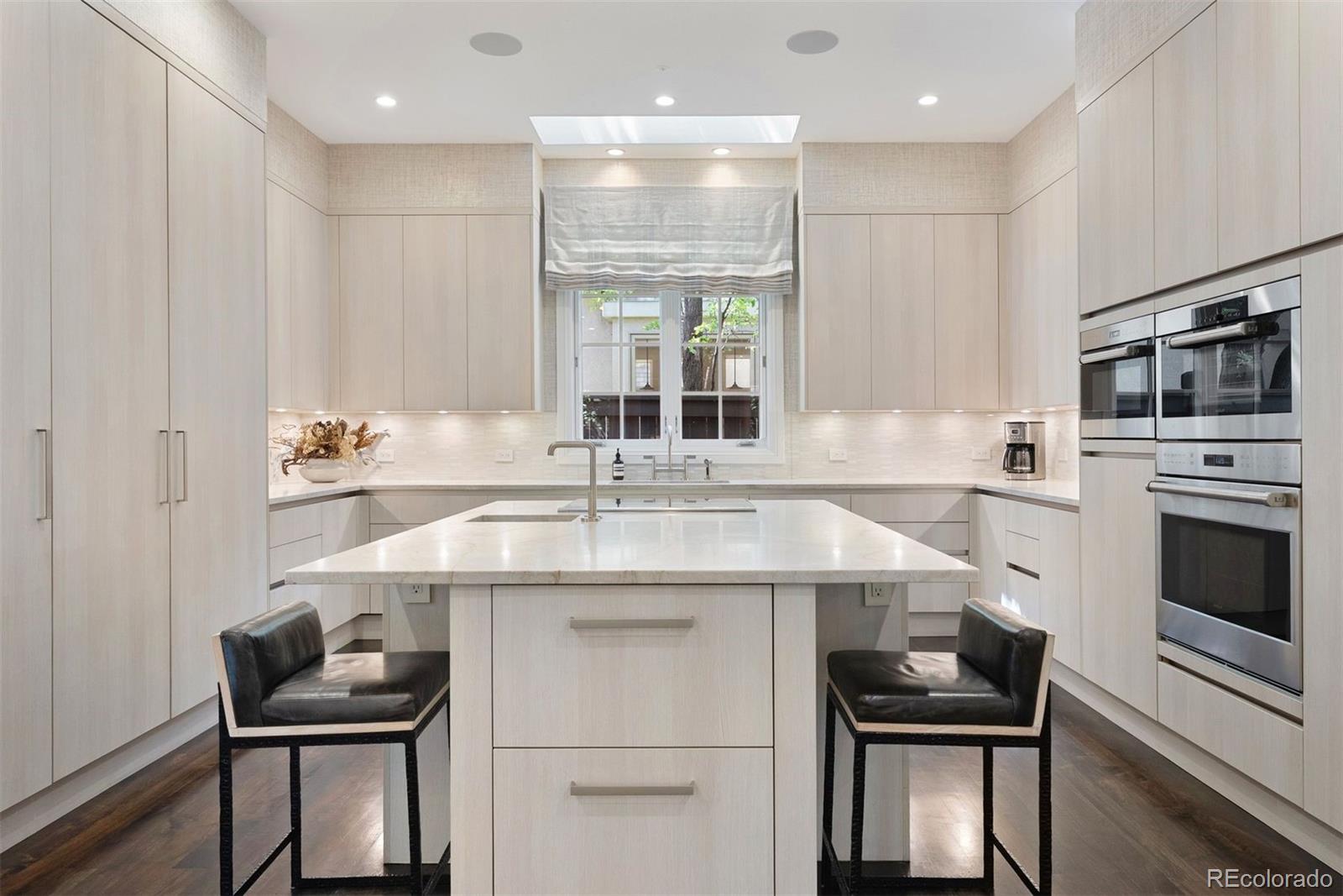 MLS Image #4 for 450  steele street,denver, Colorado