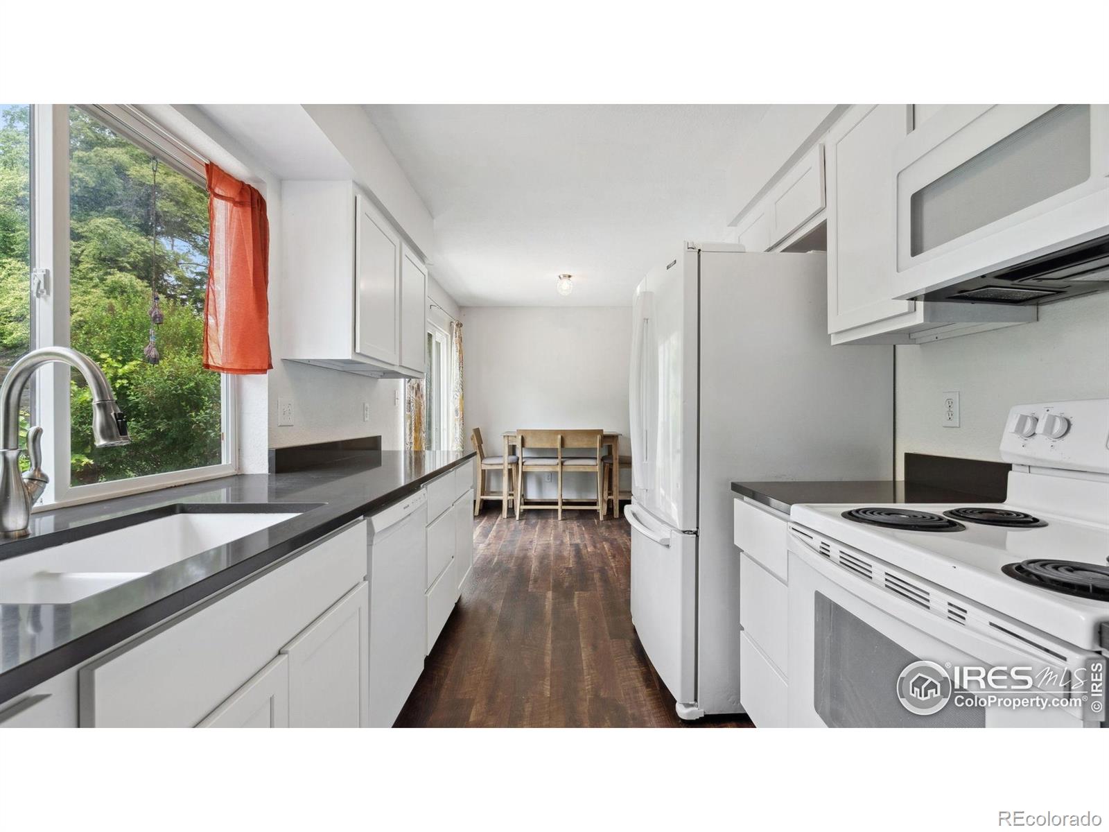 MLS Image #10 for 2013  ridgewood road,fort collins, Colorado