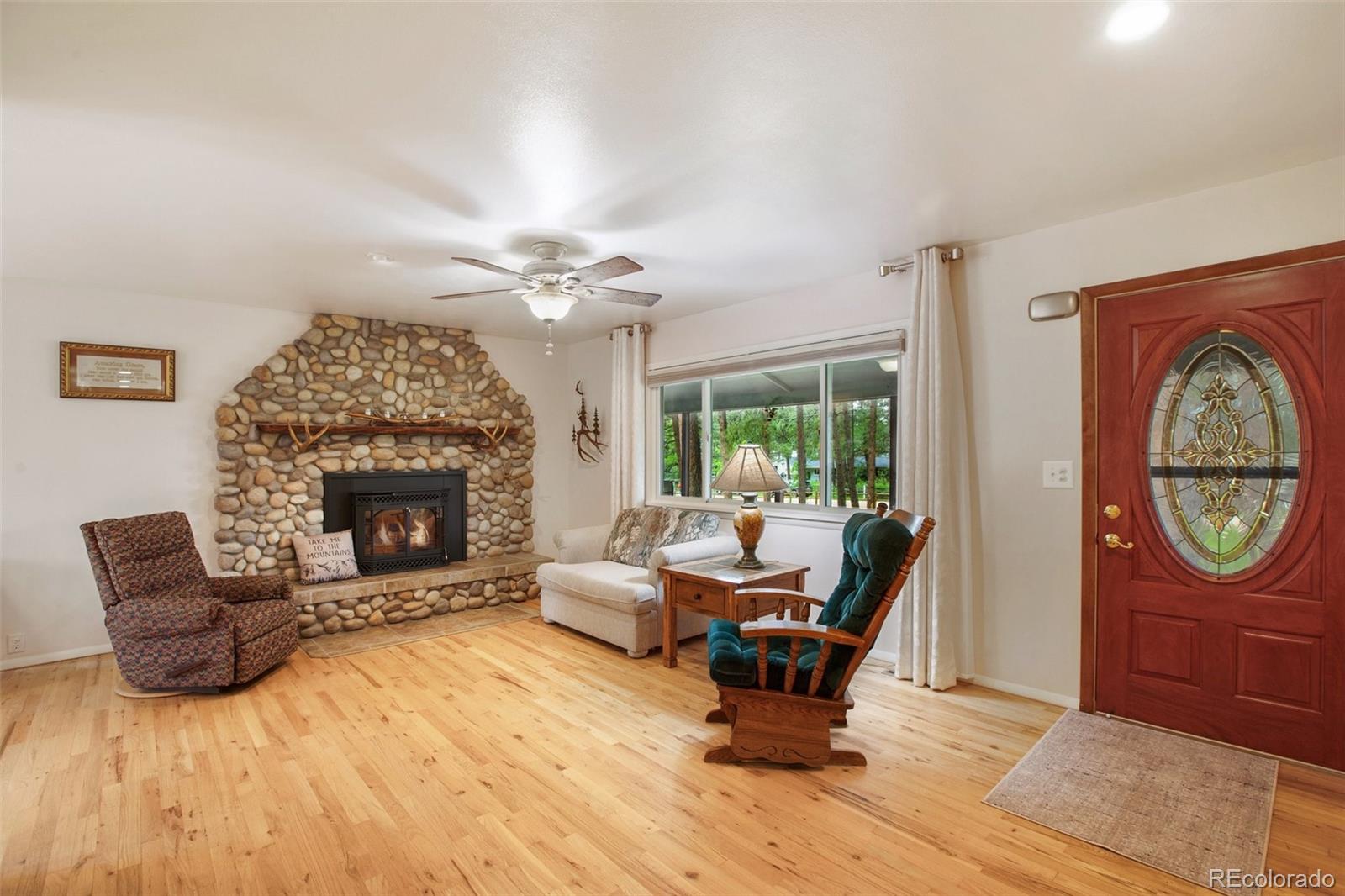 MLS Image #2 for 13365  meadow glen lane,colorado springs, Colorado