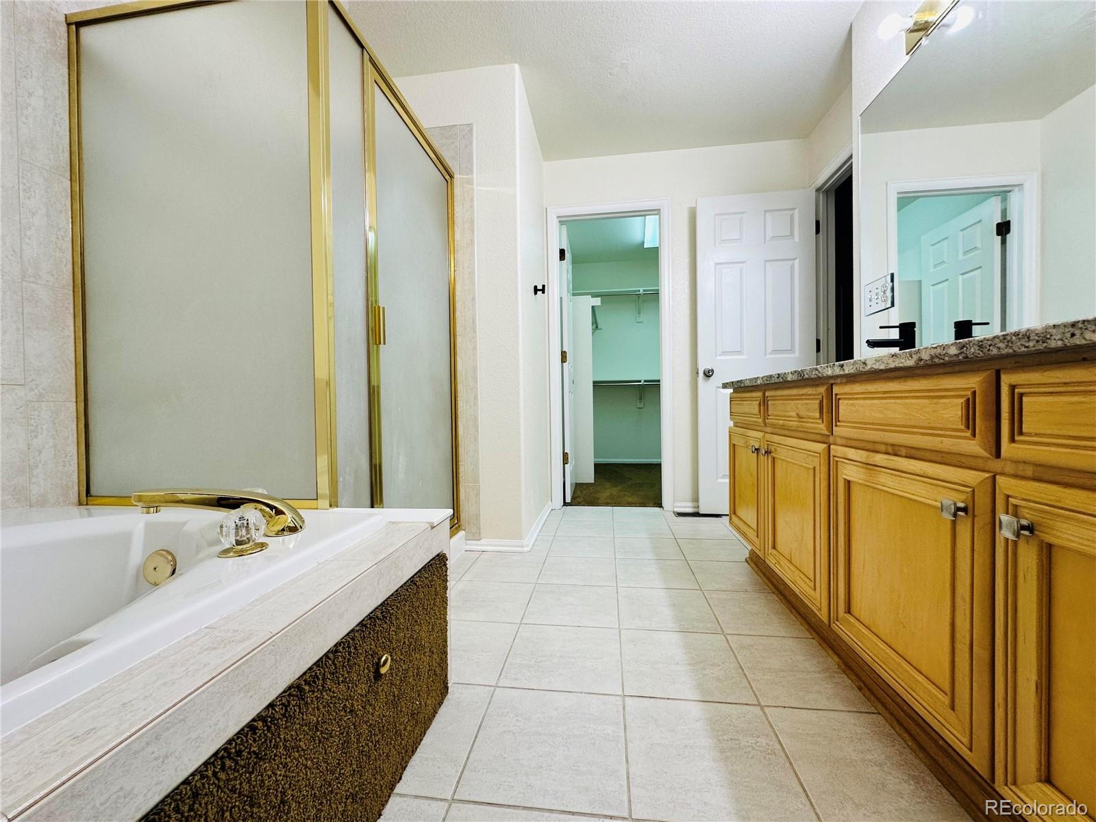 MLS Image #18 for 6102 s yampa street,aurora, Colorado
