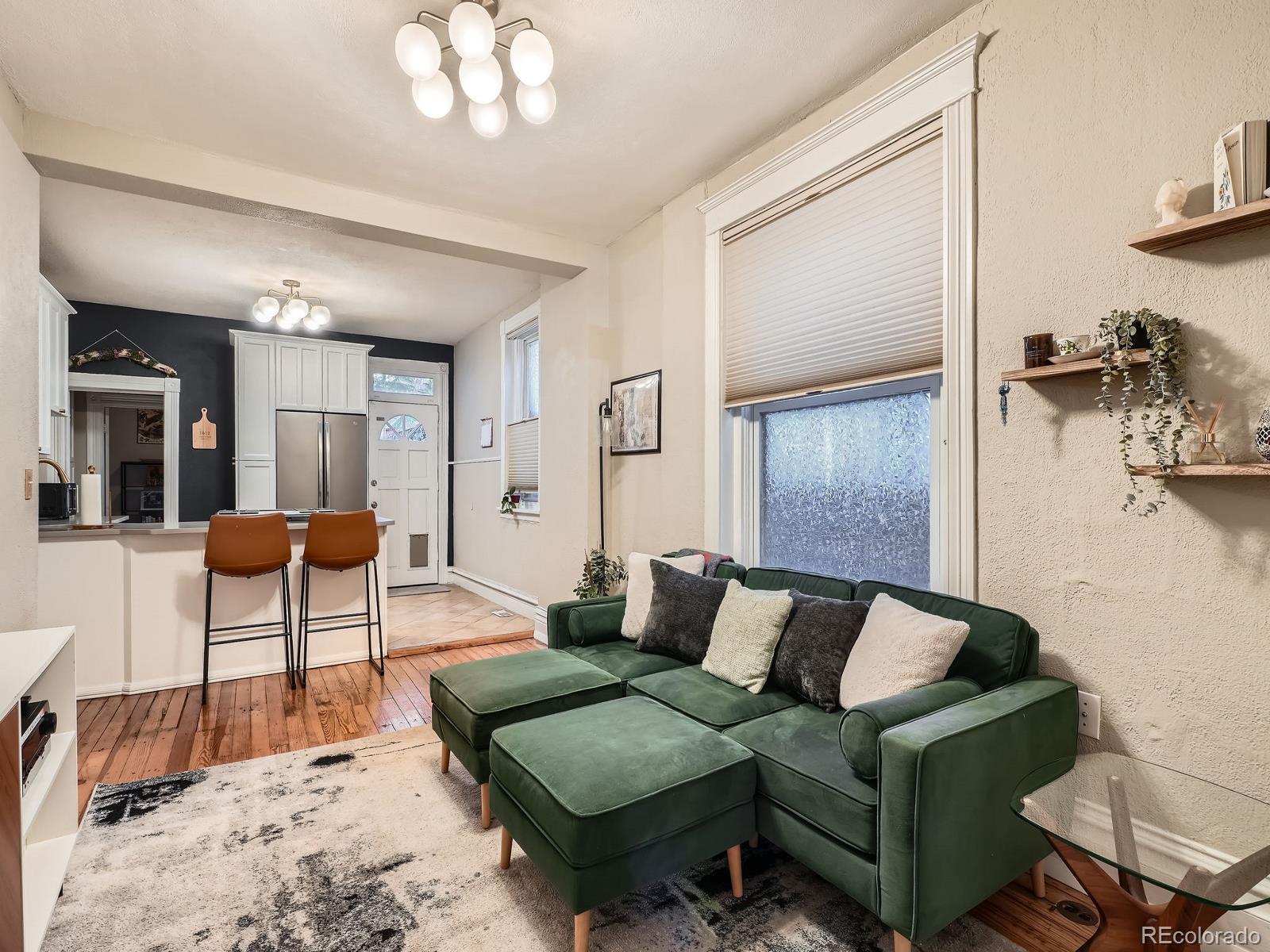 MLS Image #12 for 1612 n high street,denver, Colorado