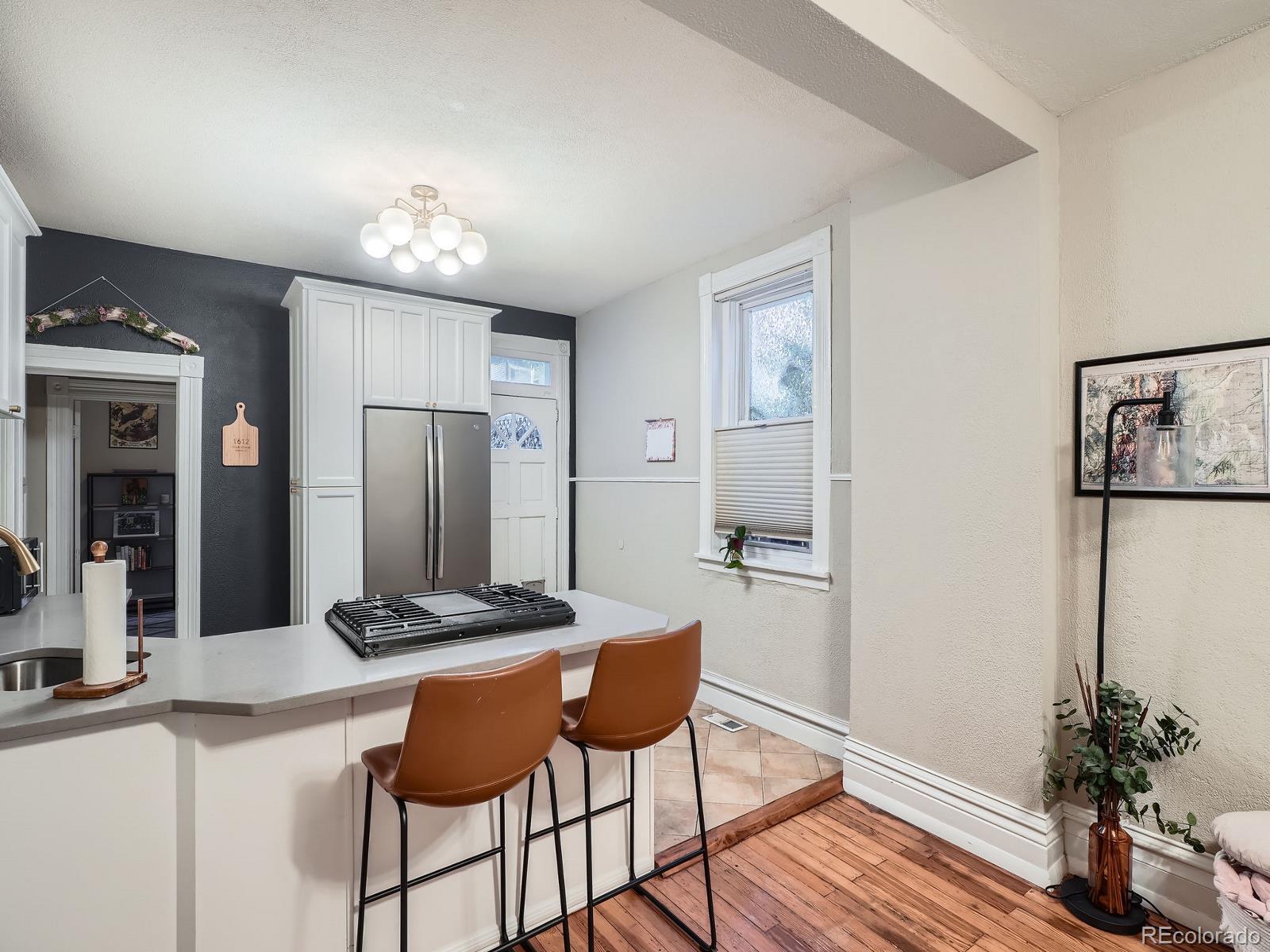 MLS Image #13 for 1612 n high street,denver, Colorado