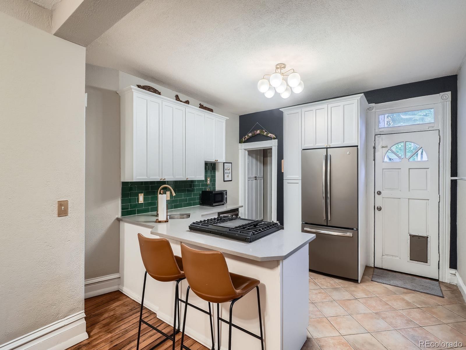 MLS Image #14 for 1612 n high street,denver, Colorado