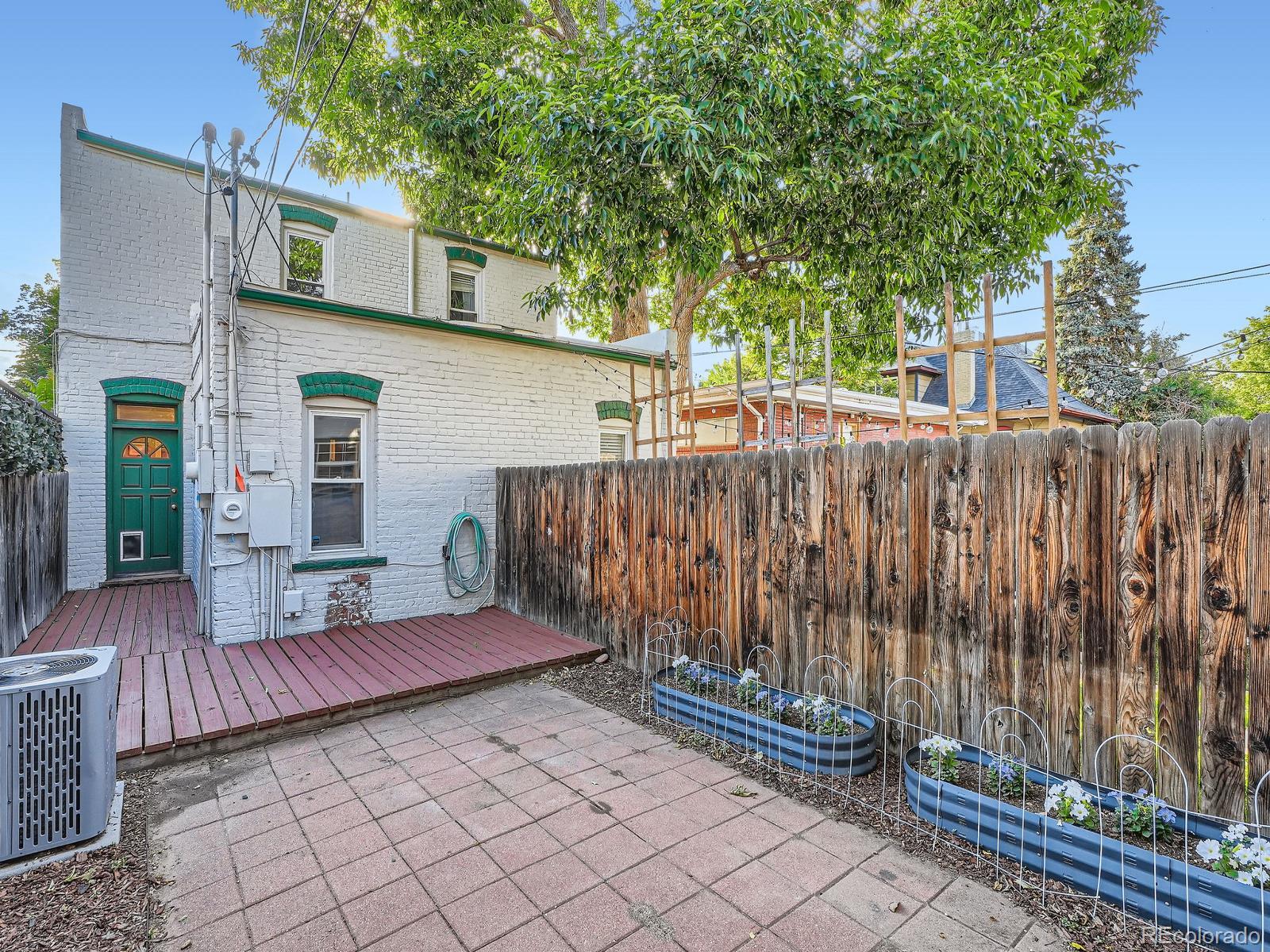 MLS Image #5 for 1612 n high street,denver, Colorado