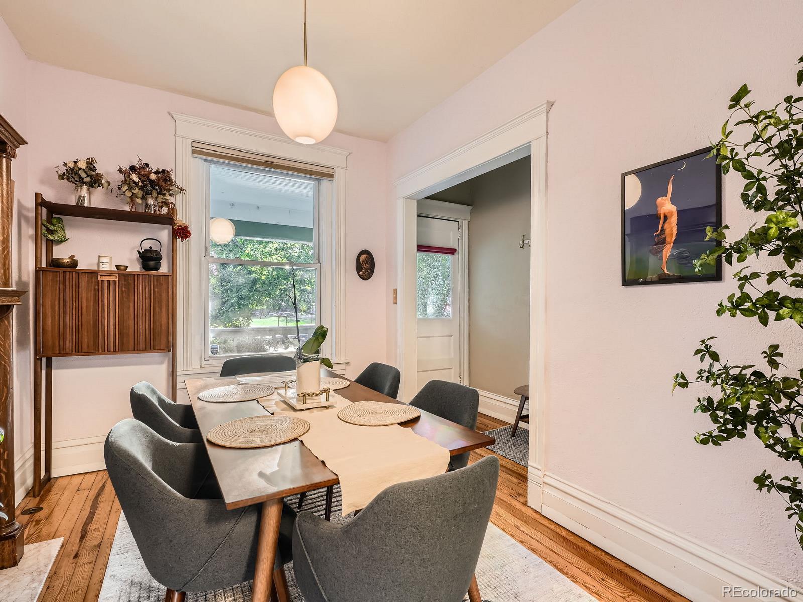 MLS Image #8 for 1612 n high street,denver, Colorado