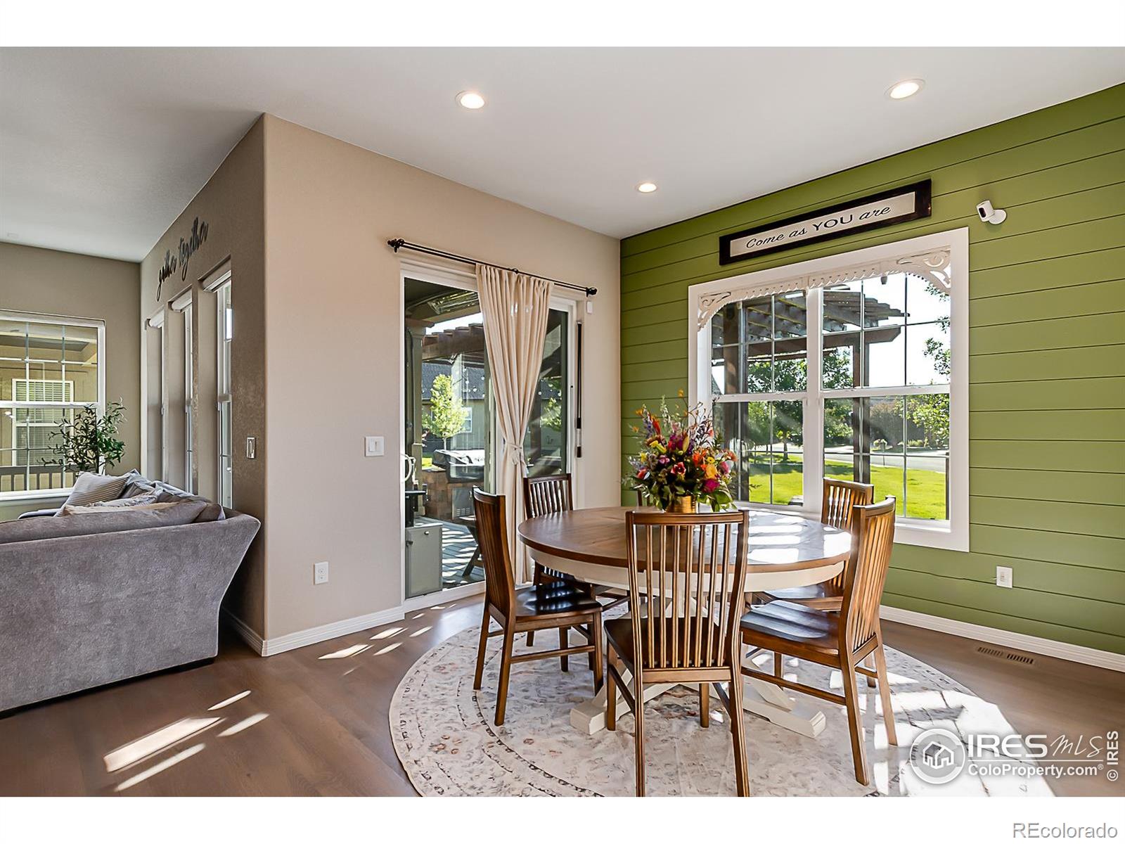 MLS Image #11 for 2050  vineyard drive,windsor, Colorado
