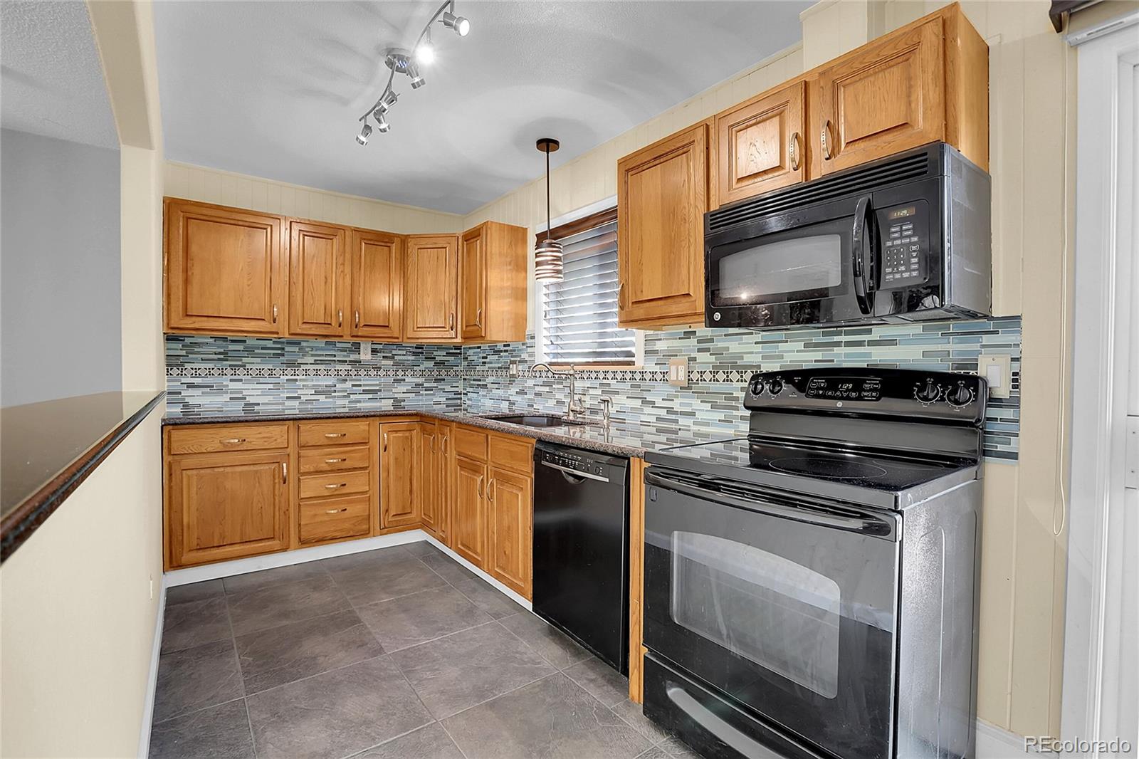 MLS Image #9 for 12593 w grand drive,morrison, Colorado